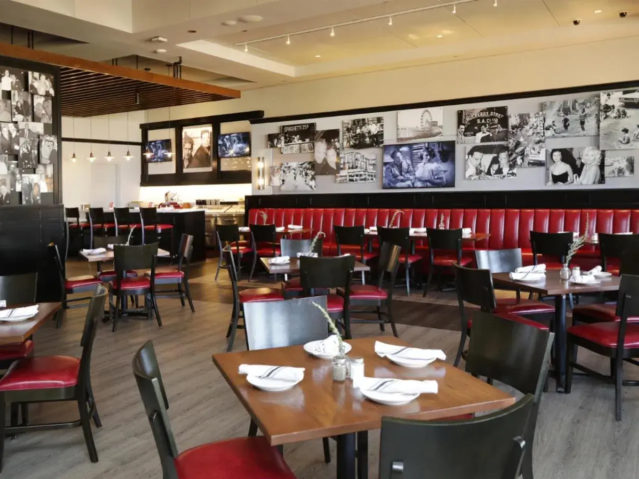 Restaurant/places to eat in Bally's Atlantic City Hotel & Casino Restaurant/places to eat in Bally's Atlantic City Hotel & Casino