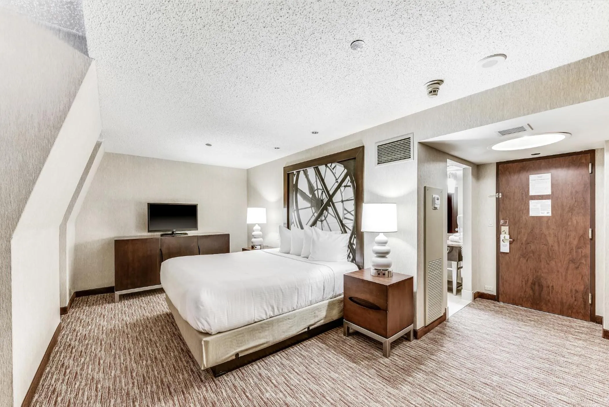 Photo of the whole room, Bed in Bally's Atlantic City Hotel & Casino