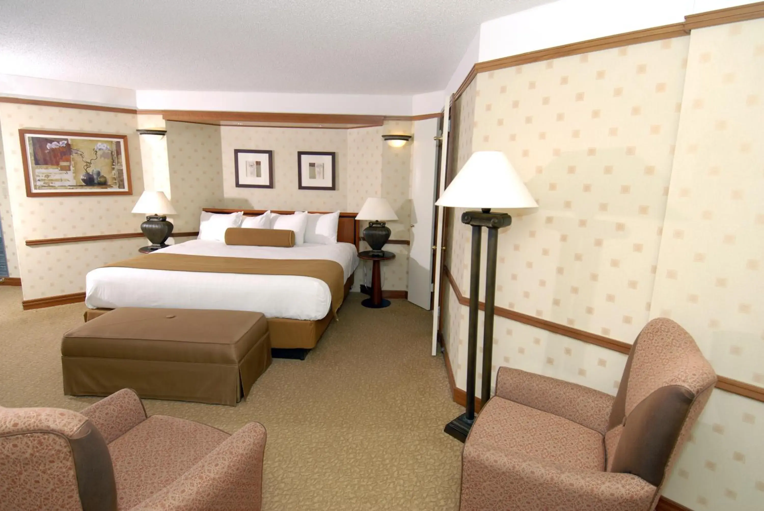 Photo of the whole room, Bed in Bally's Atlantic City Hotel & Casino Photo of the whole room, Bed in Bally's Atlantic City Hotel & Casino