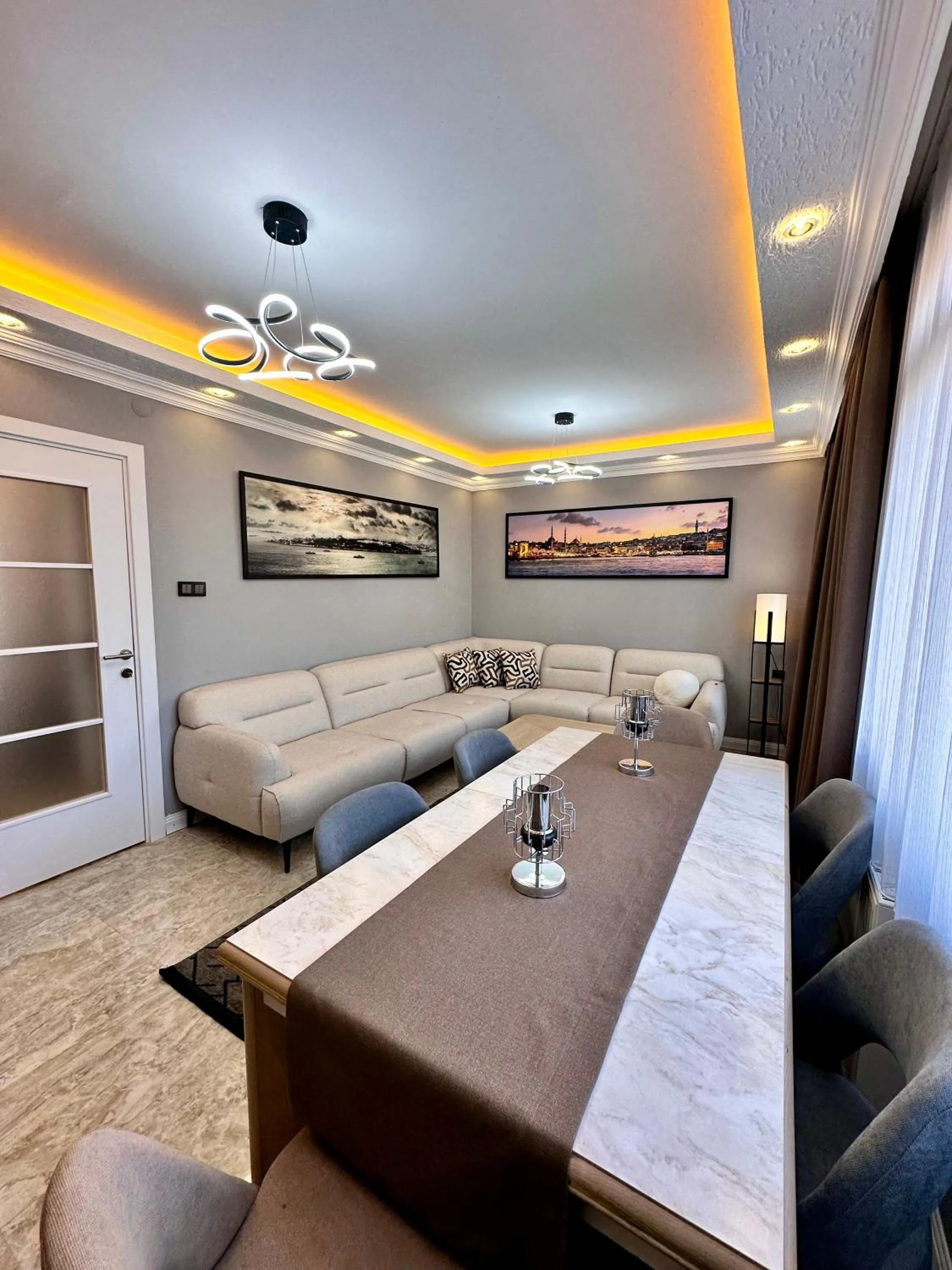 Photo of the whole room in Stone Suites