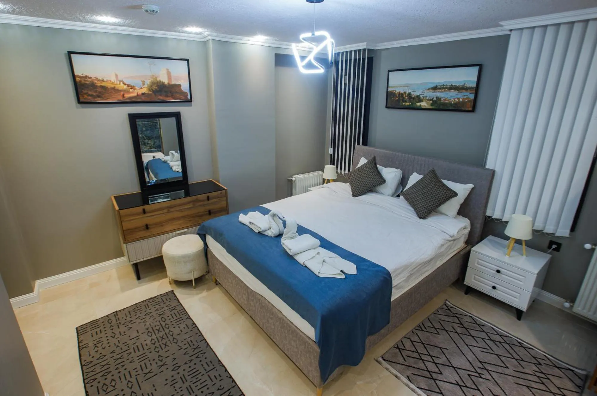 TV and multimedia, Bed in Stone Suites