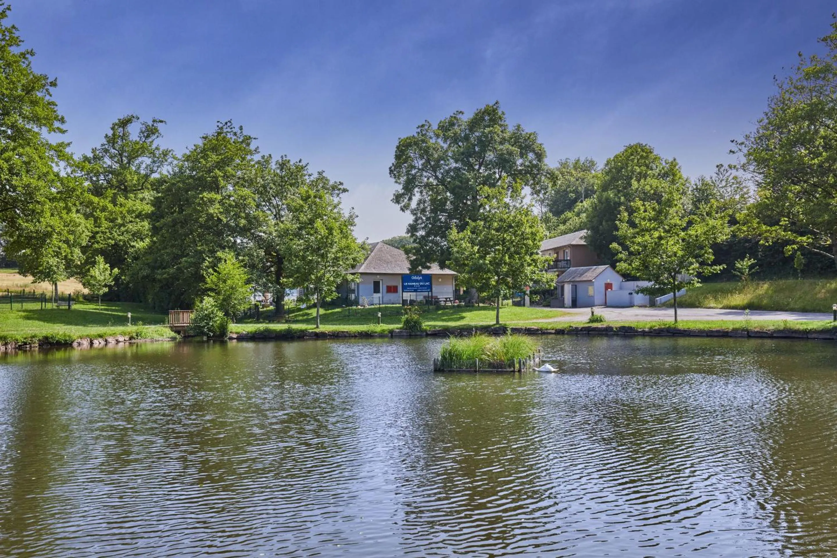 Résidence Odalys Le Hameau du Lac