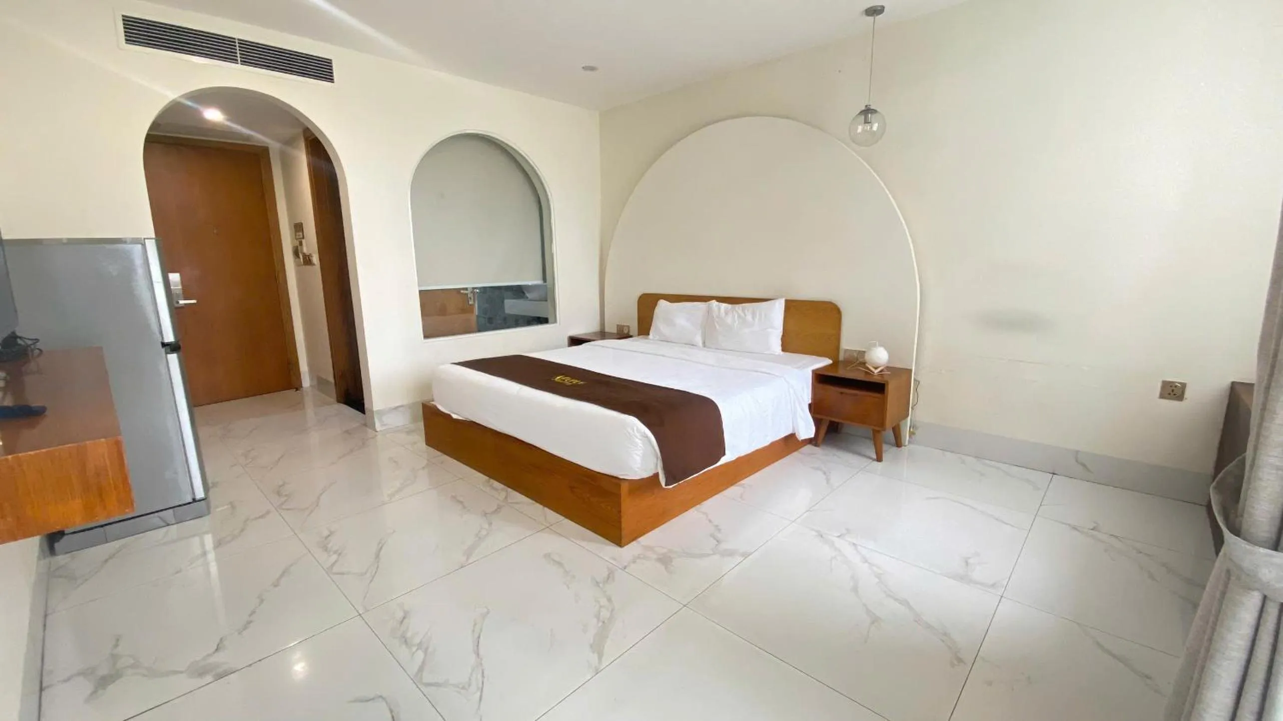 Photo of the whole room in Maple Suite Hotel & Apartment