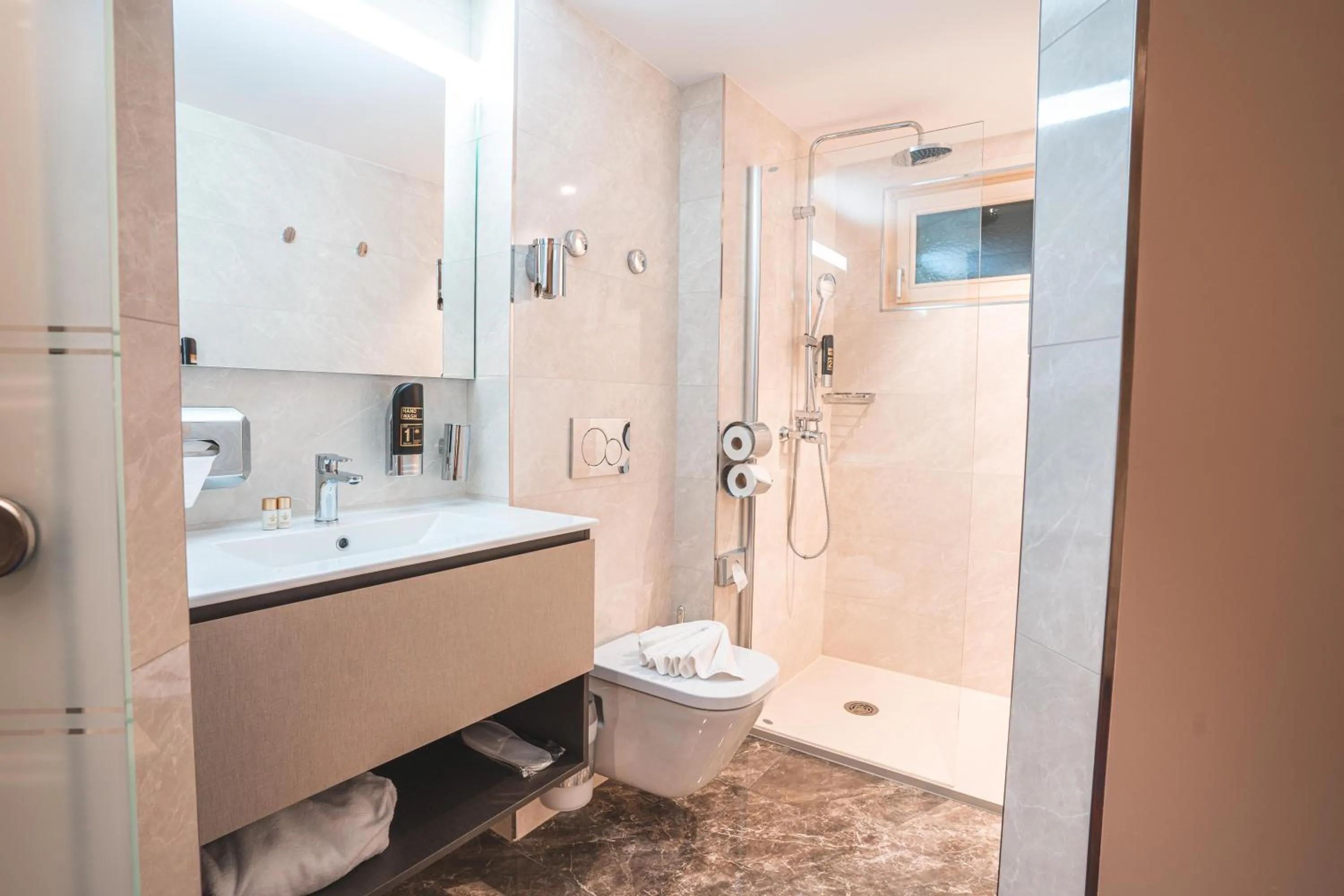 Bathroom in My Home Hotel - Free Parking