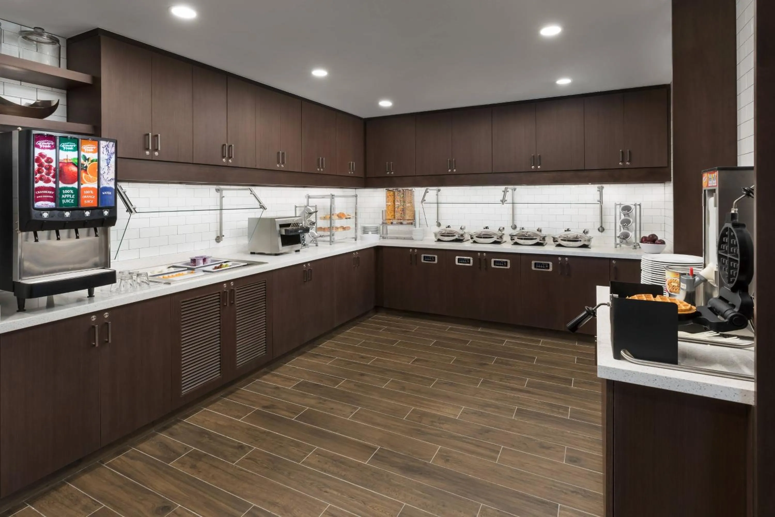 Breakfast in Residence Inn Long Island Garden City