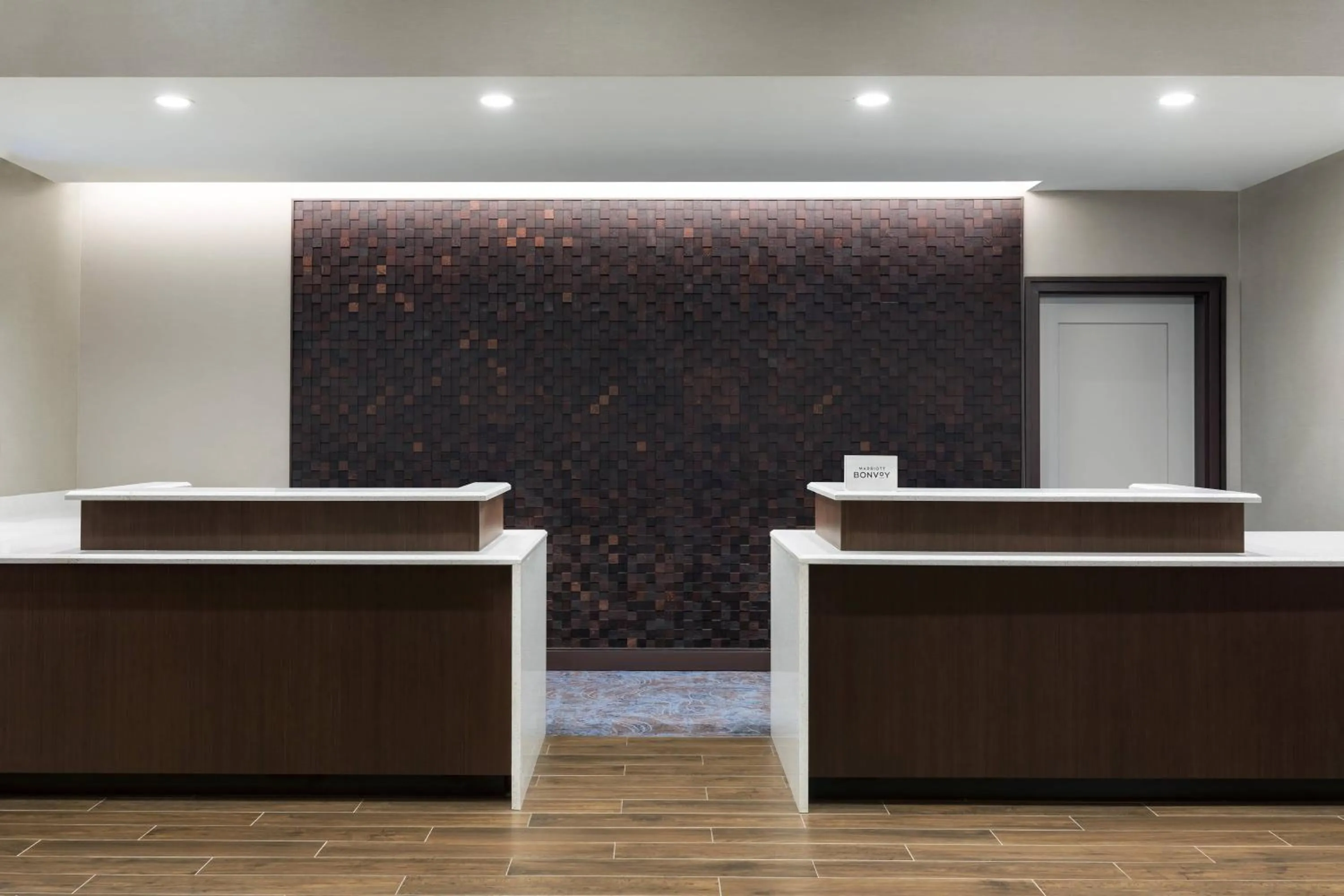 Lobby or reception in Residence Inn Long Island Garden City