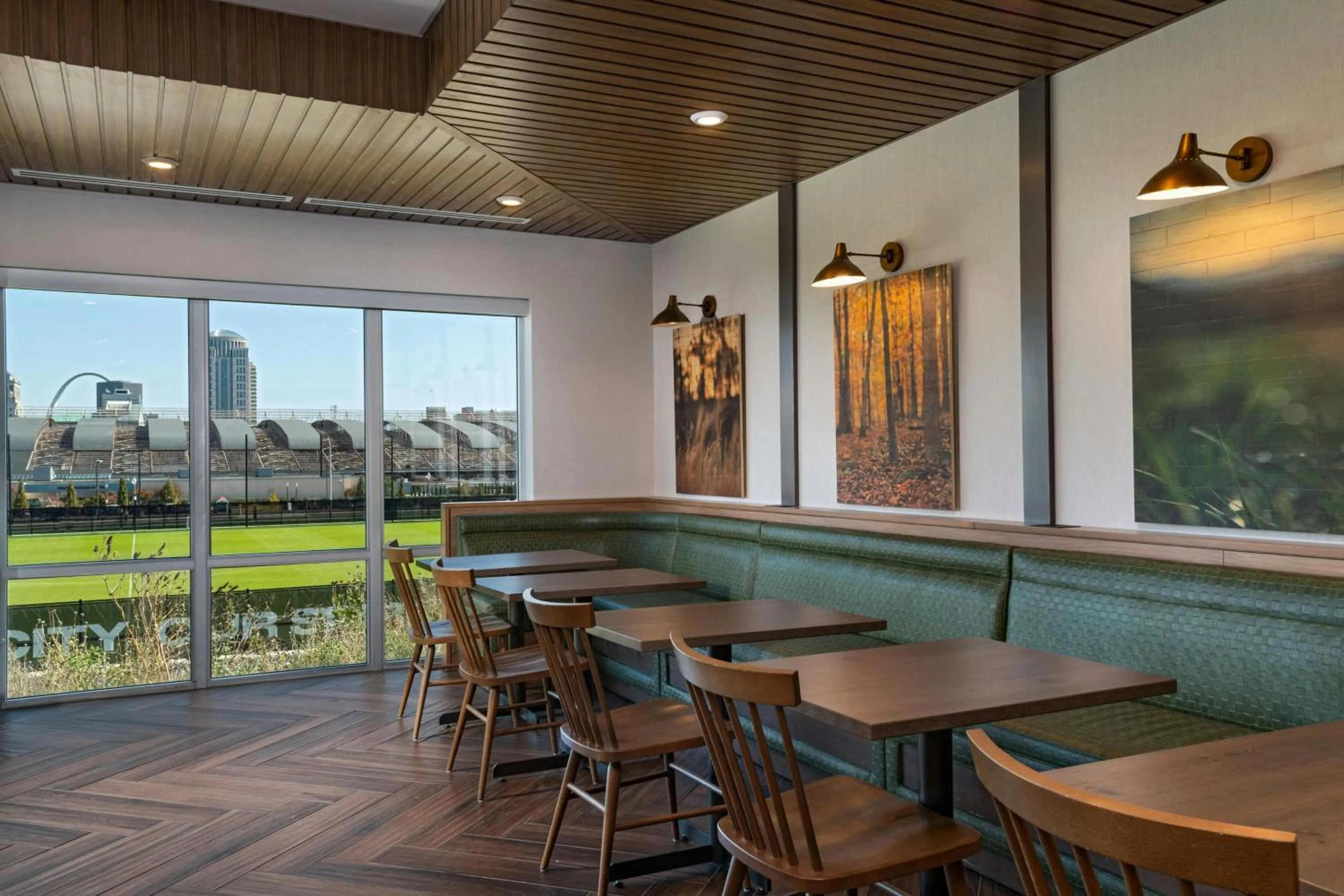 Breakfast in Fairfield Inn and Suites by Marriott St Louis Downtown