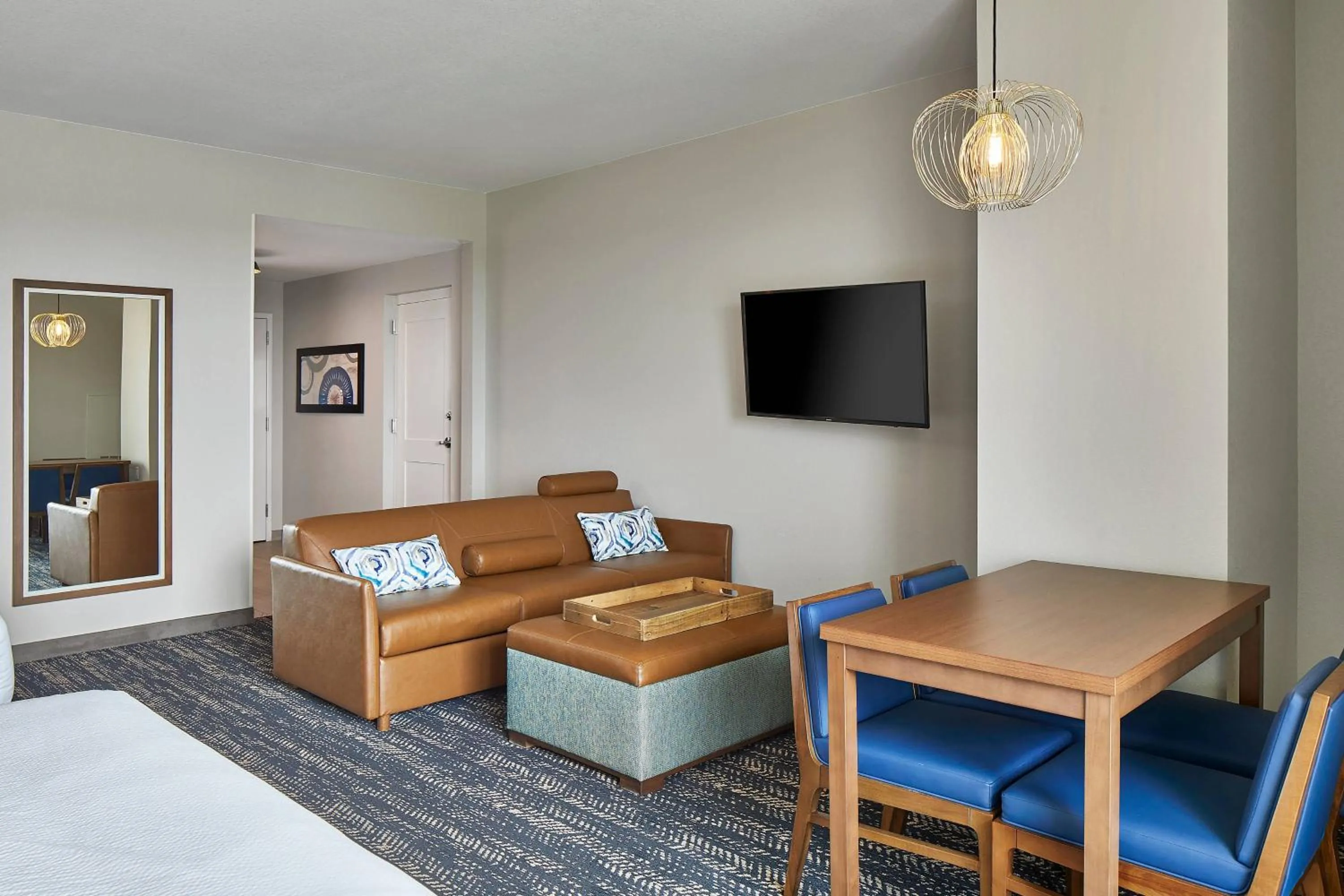 Living room, Bed in Residence Inn St. Petersburg Tierra Verde