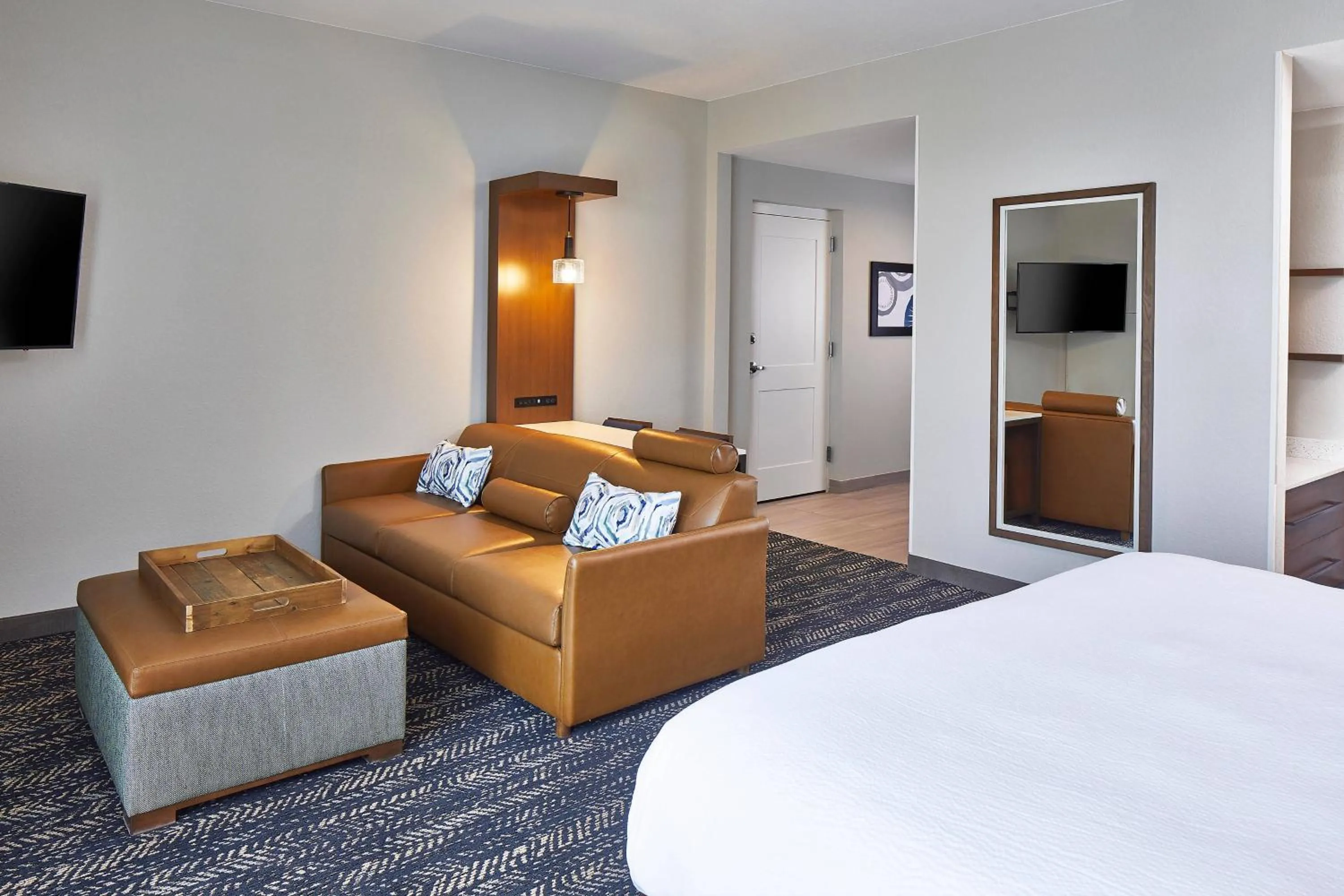 Living room, Bed in Residence Inn St. Petersburg Tierra Verde