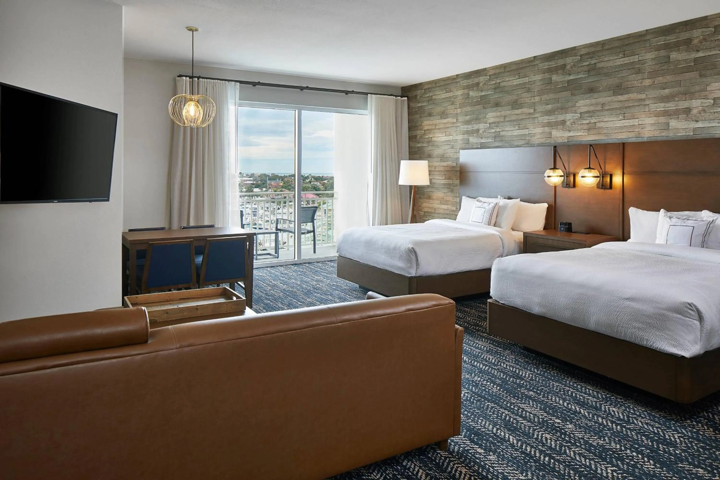 Photo of the whole room, Bed in Residence Inn St. Petersburg Tierra Verde