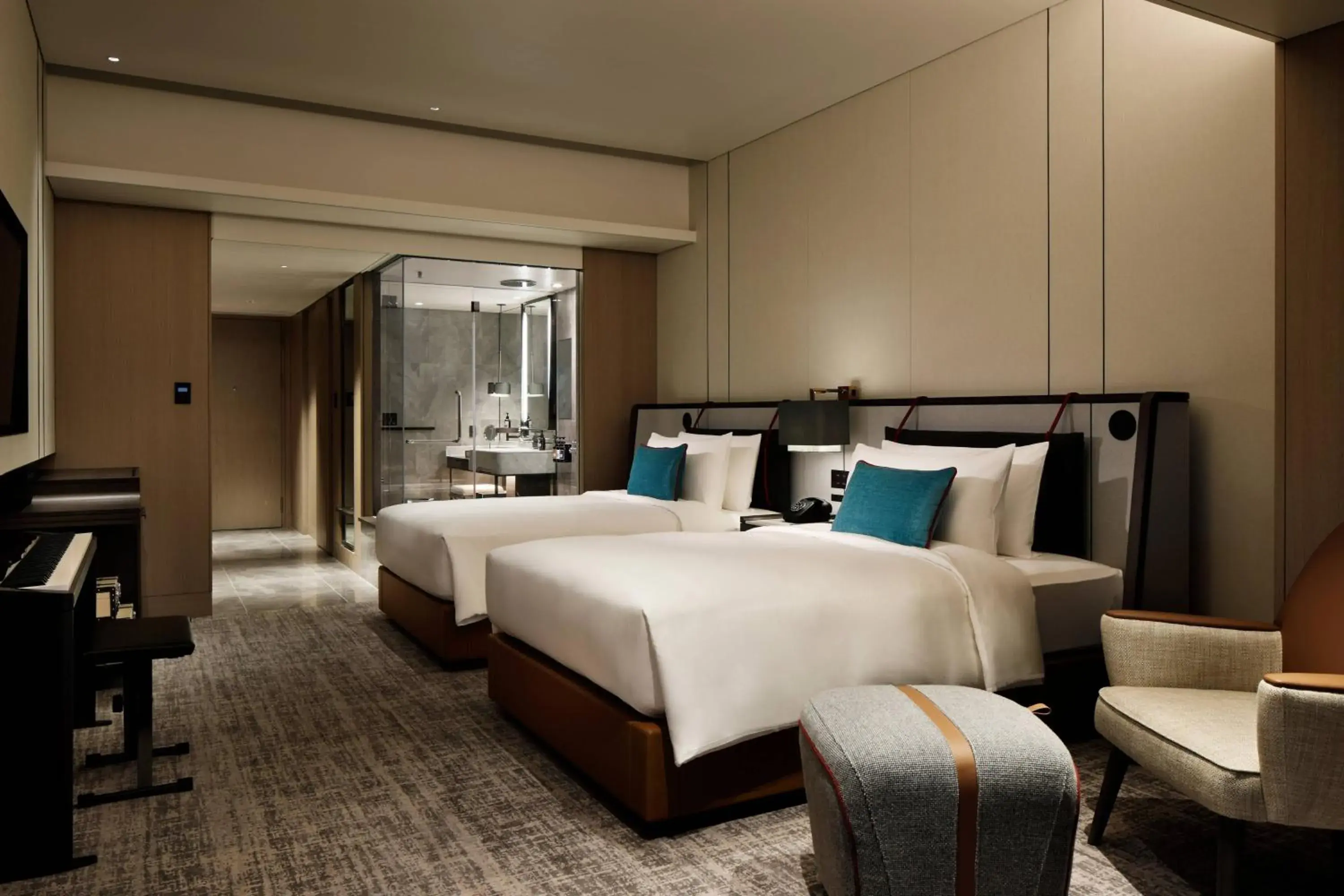 Bedroom, Bed in mesm Tokyo, Autograph Collection Bedroom, Bed in mesm Tokyo, Autograph Collection