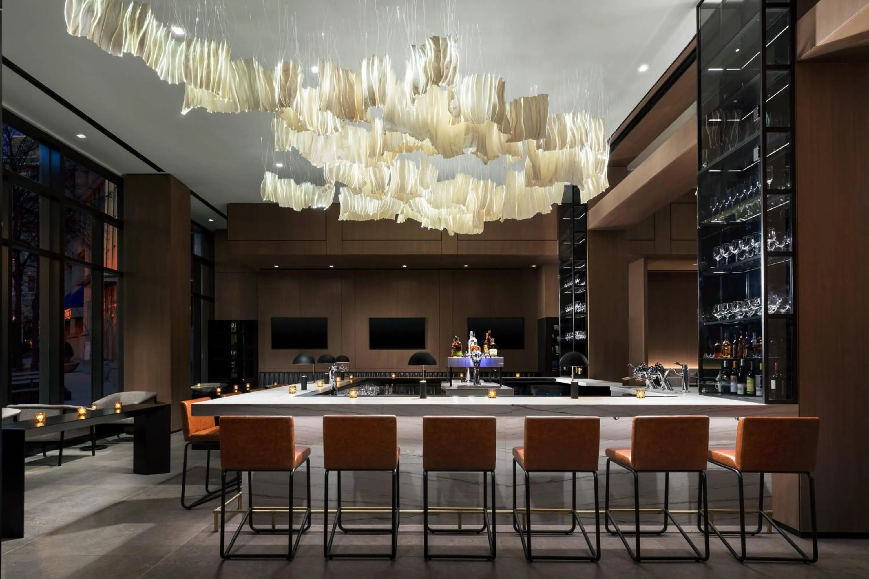 Lounge or bar in AC Hotel by Marriott Washington DC Downtown