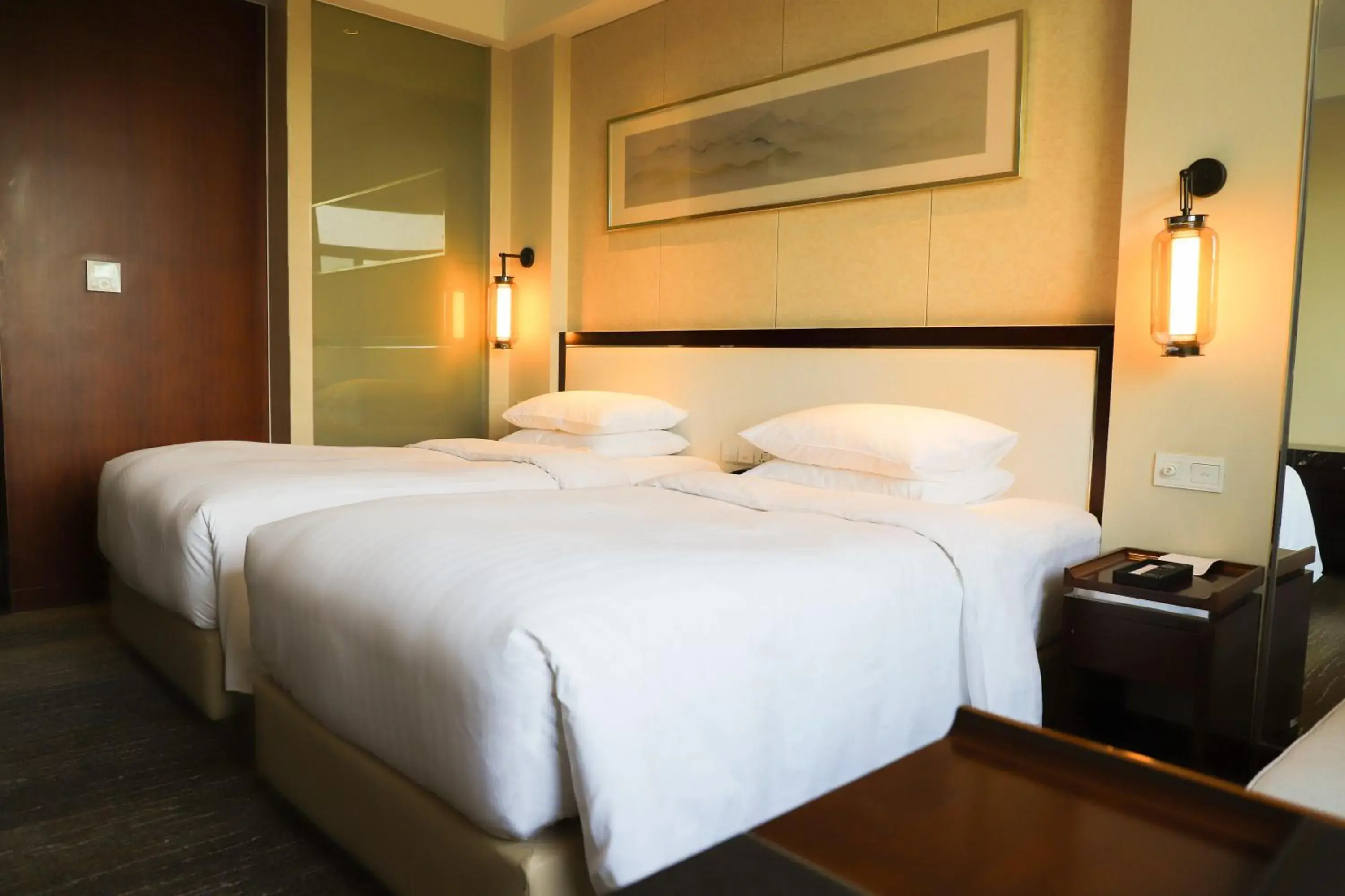 Standard Twin Beds, Guest room, 2 Twin/Single Bed(s) in Courtyard by Marriott Wuxi Lihu Lake Standard Twin Beds, Guest room, 2 Twin/Single Bed(s) in Courtyard by Marriott Wuxi Lihu Lake
