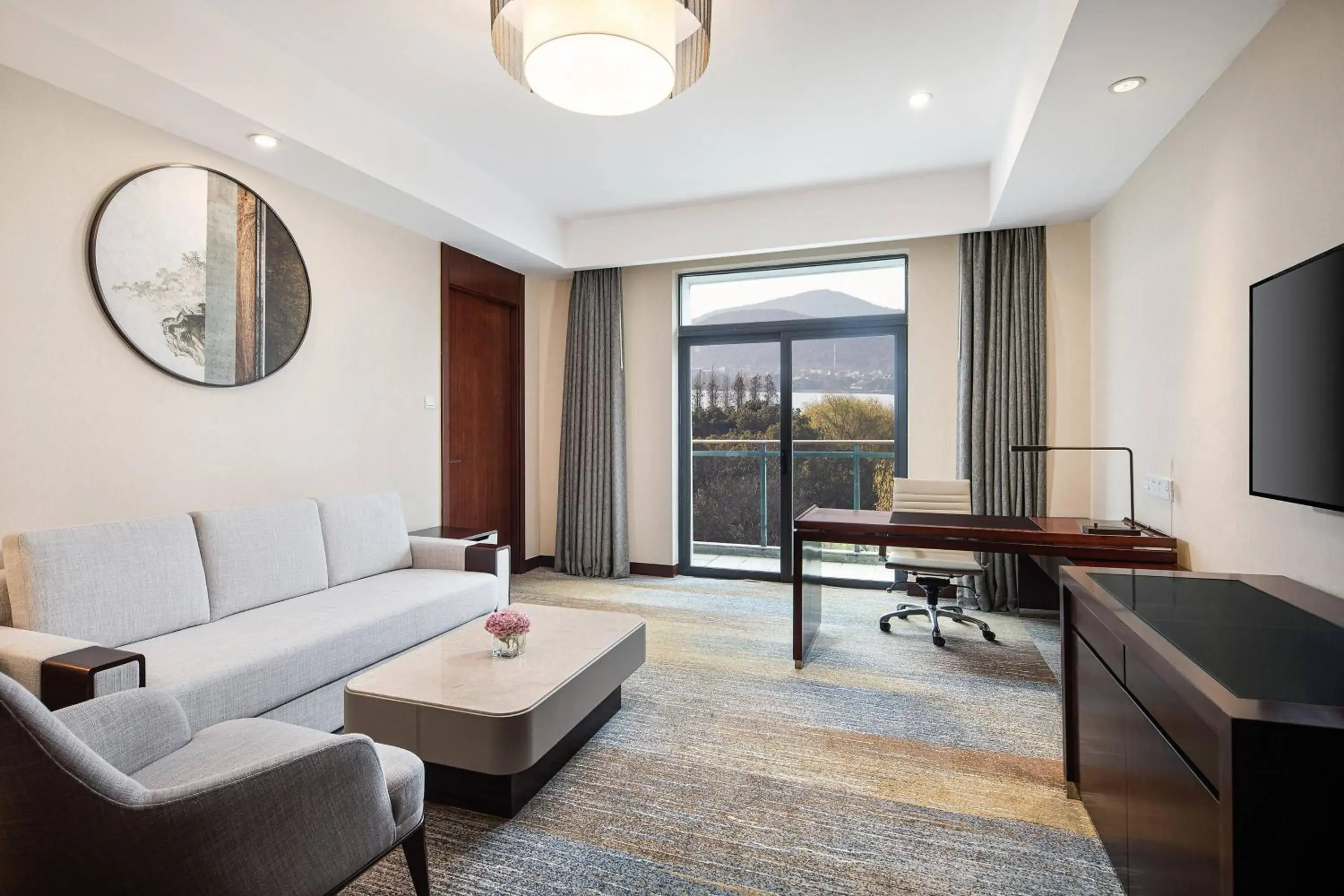 1 Bedroom Junior Suite, 1 King, Garden view in Courtyard by Marriott Wuxi Lihu Lake 1 Bedroom Junior Suite, 1 King, Garden view in Courtyard by Marriott Wuxi Lihu Lake