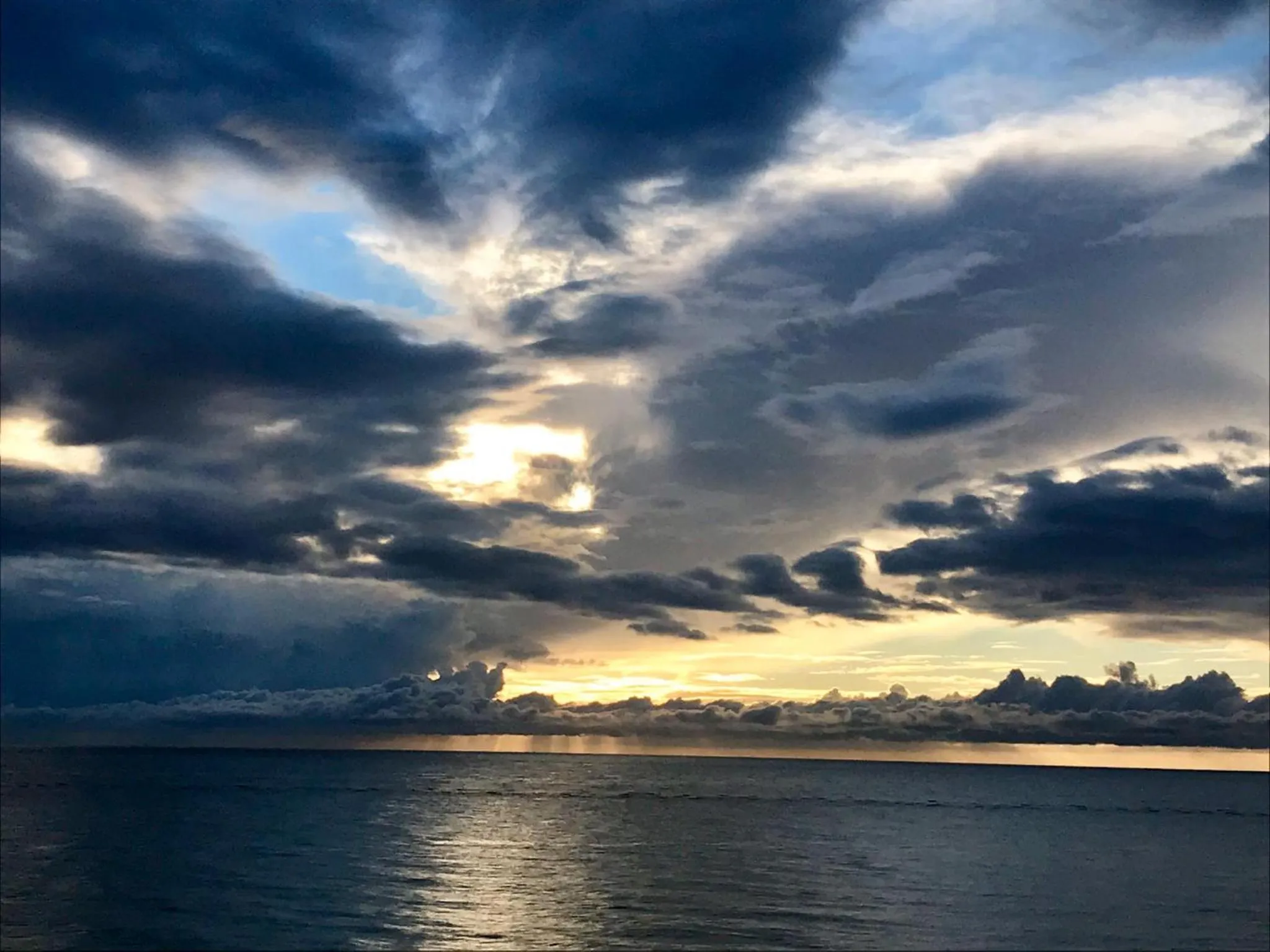 Sunrise in Apartamentos Turísticos Castillo del Vigia