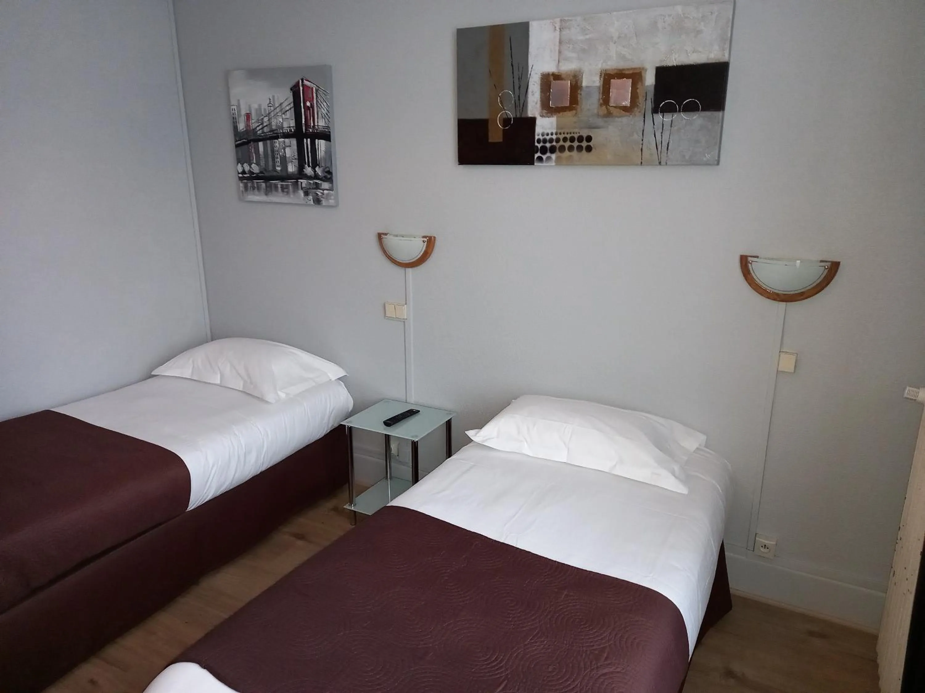 Bedroom, Bed in Hotel Le Splendid