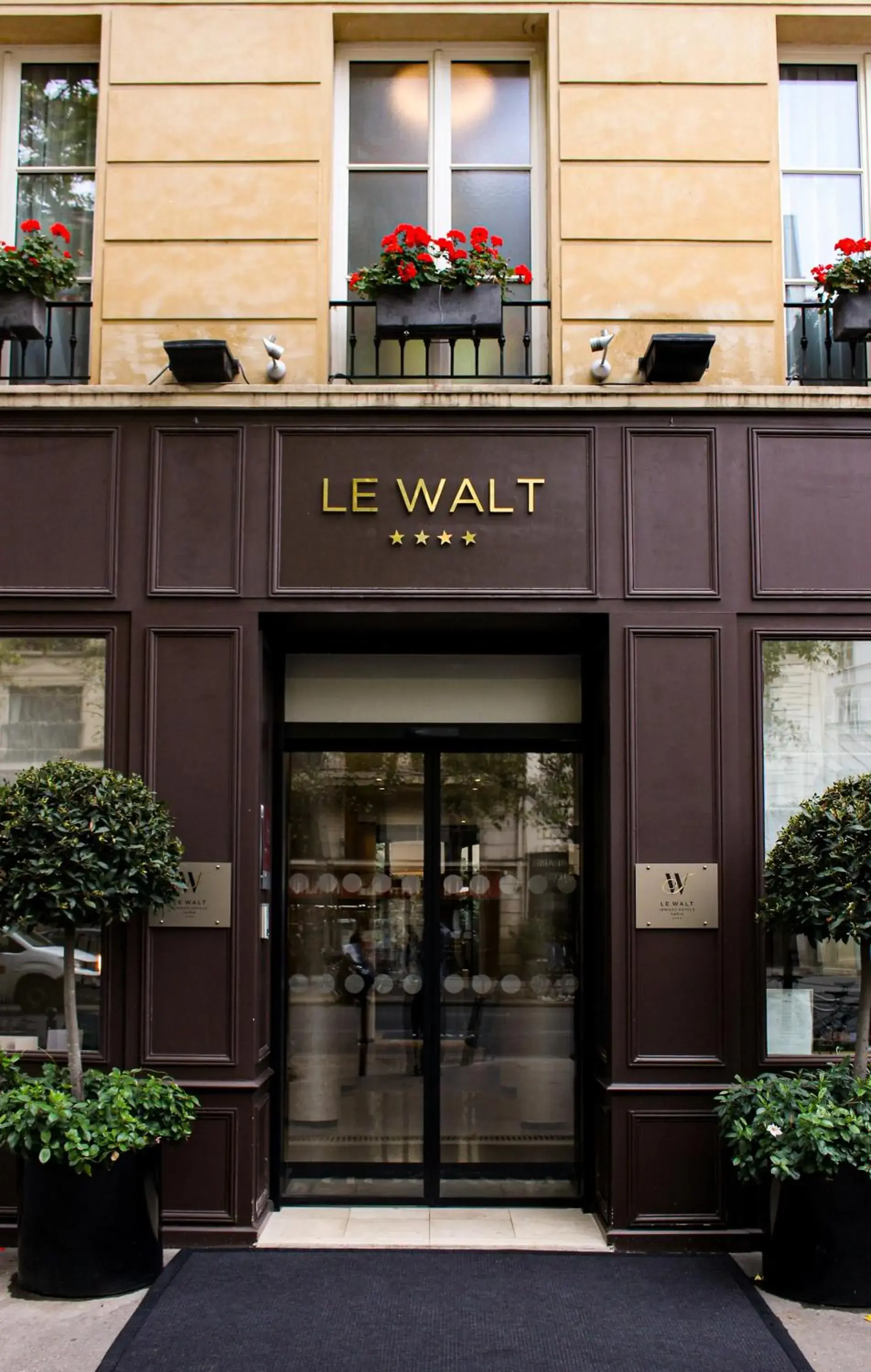 Property building in Hôtel Le Walt by Inwood Hotels Property building in Hôtel Le Walt by Inwood Hotels
