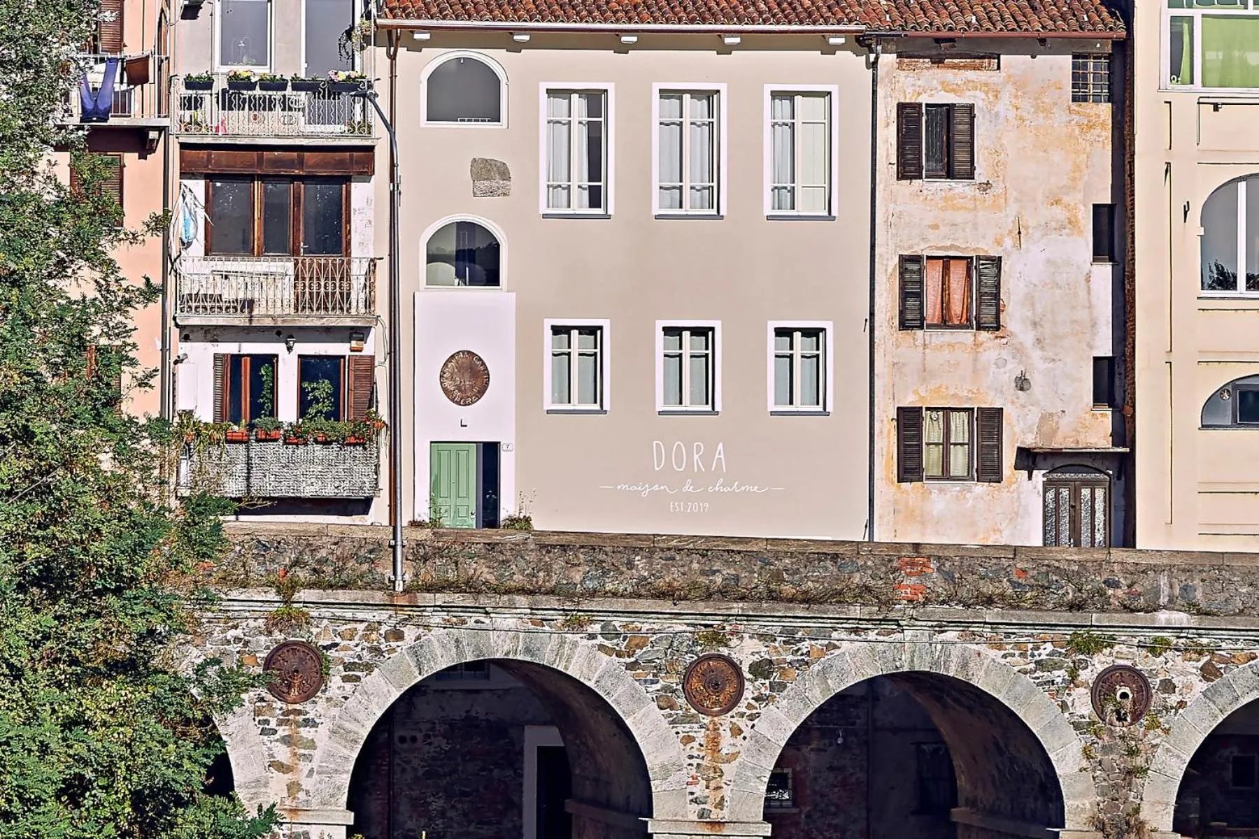 Facade/entrance in DORA maison de charme