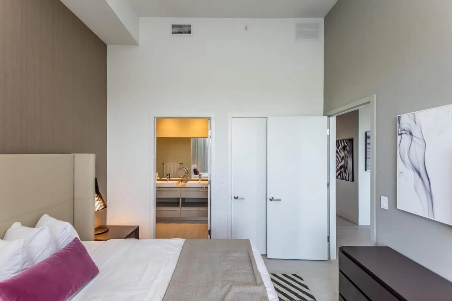 Bed in Amazing Apartments at H Beach House