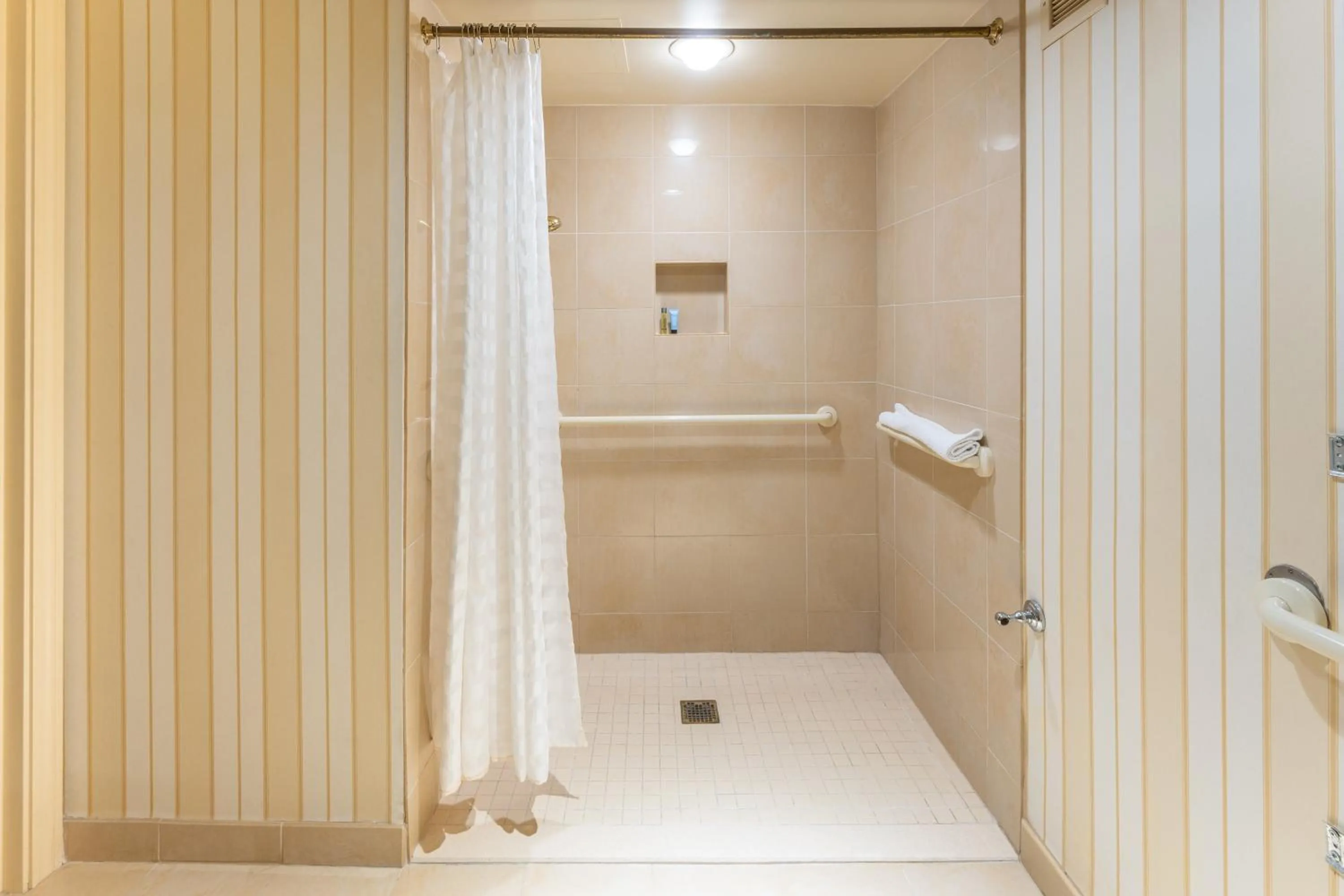 Bathroom in Showboat Hotel Atlantic City