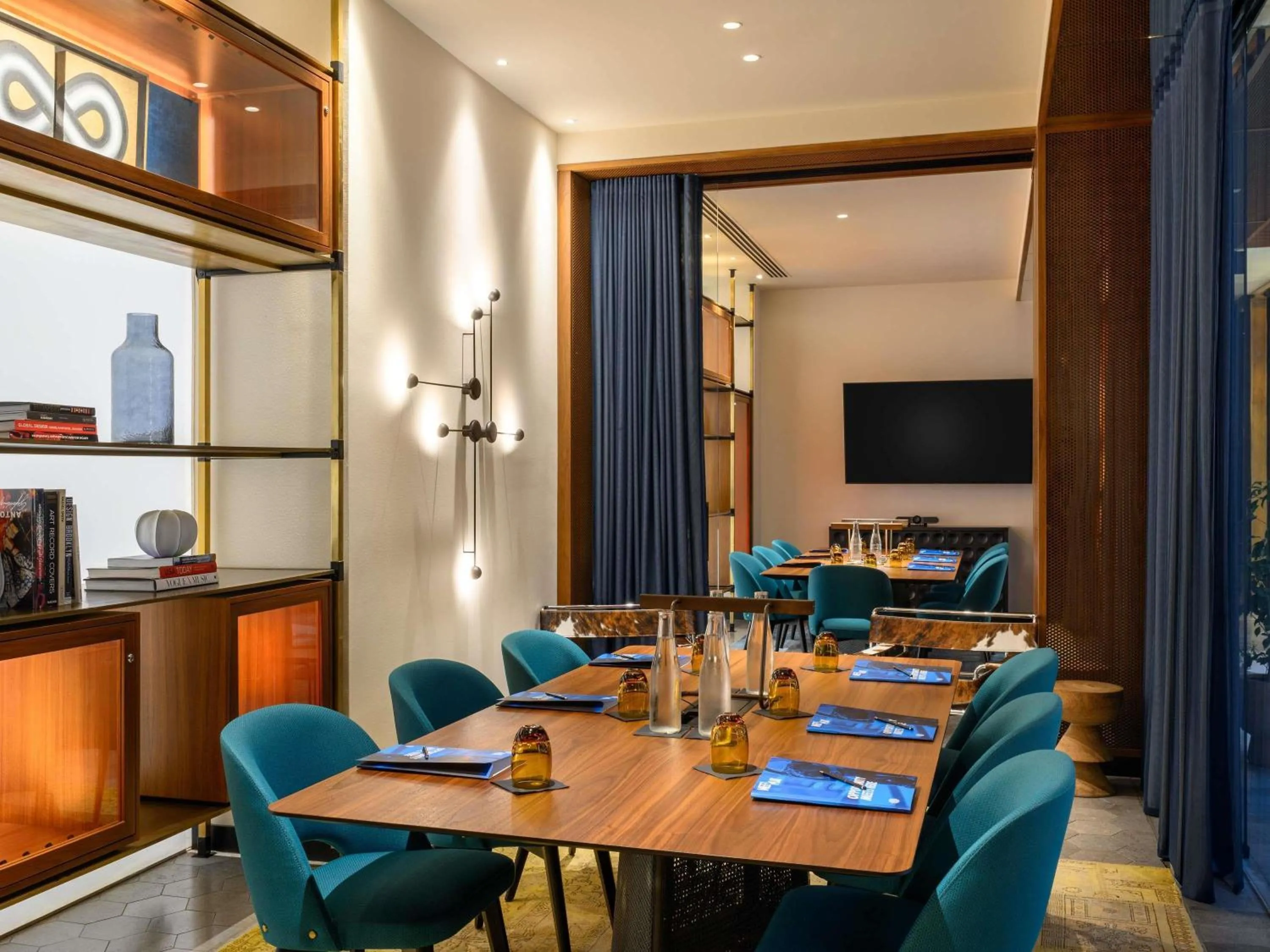 Meeting/conference room in Pullman Budapest