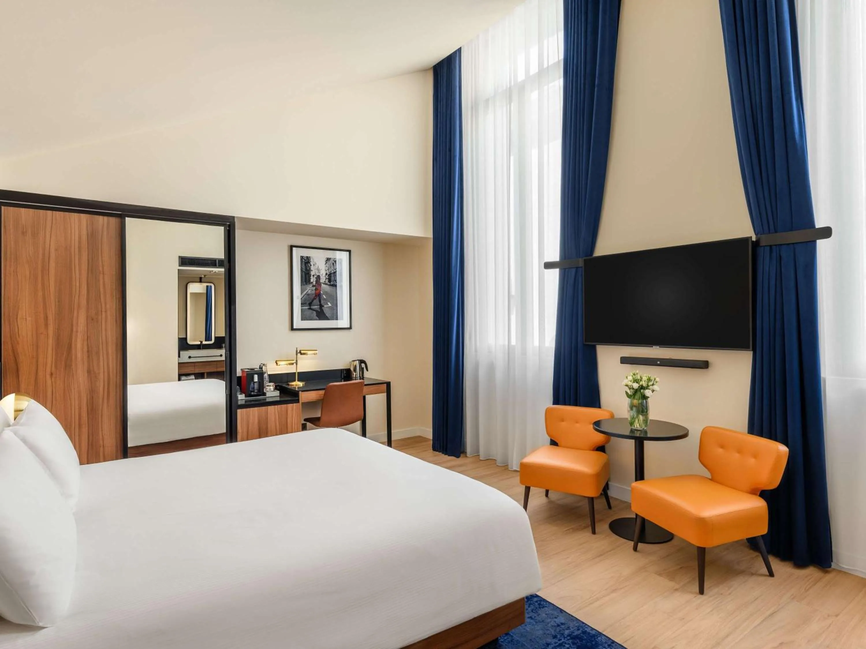 Bedroom, Bed in Hard Rock Hotel Budapest