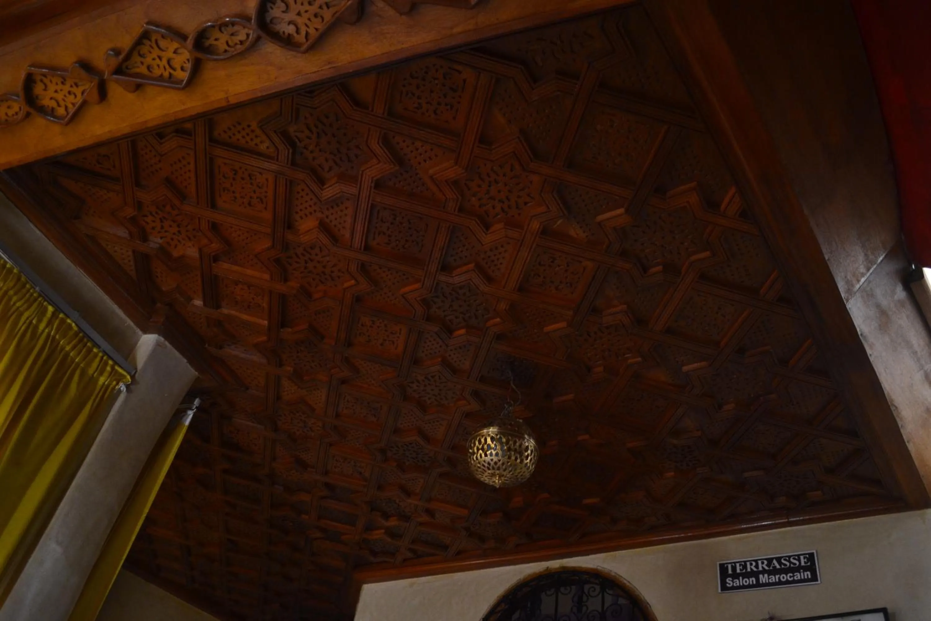 Decorative detail in Riad Hôtel Belleville Marrakech