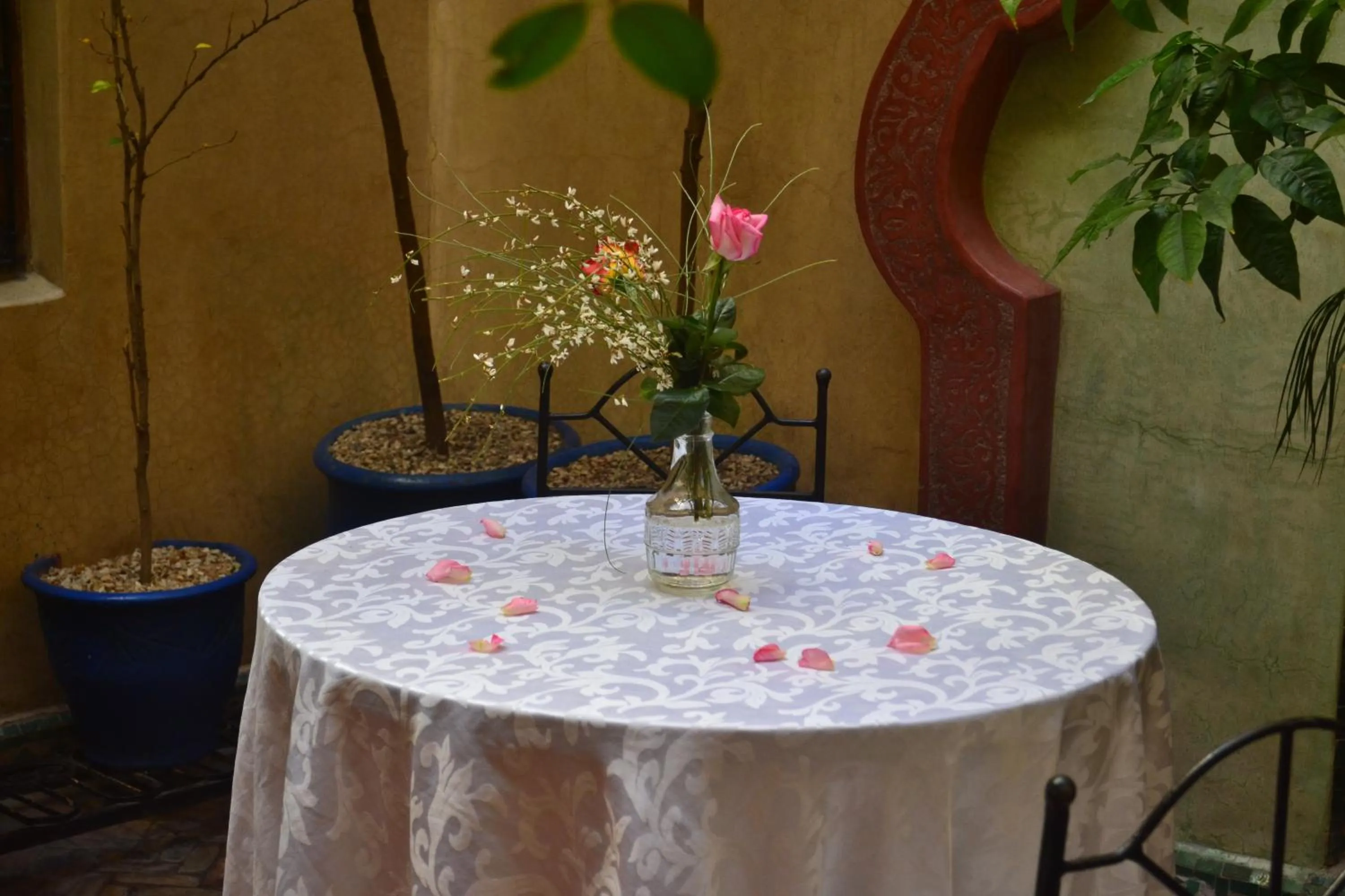 Decorative detail in Riad Hôtel Belleville Marrakech