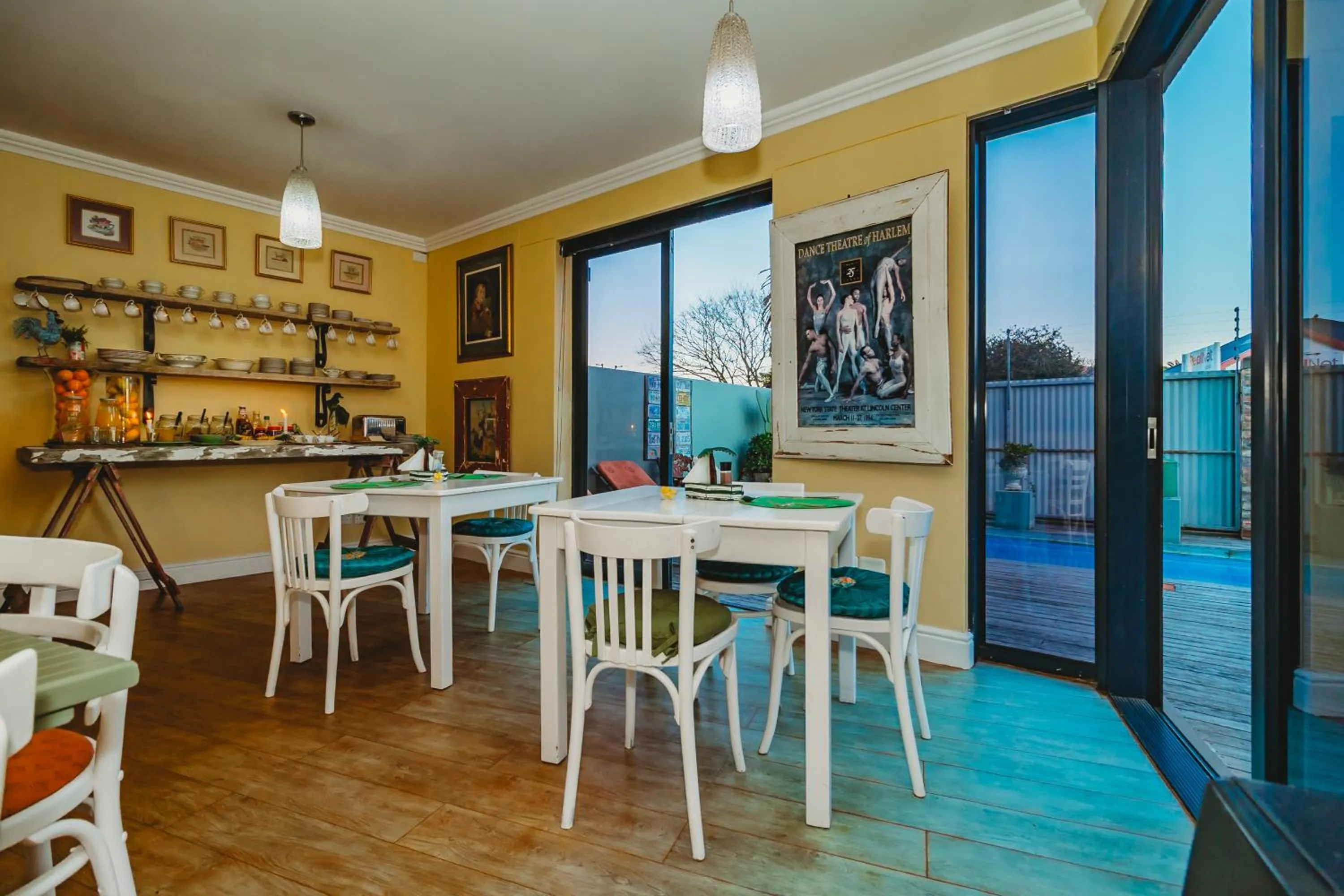 Dining area in 17onWellington Apartments