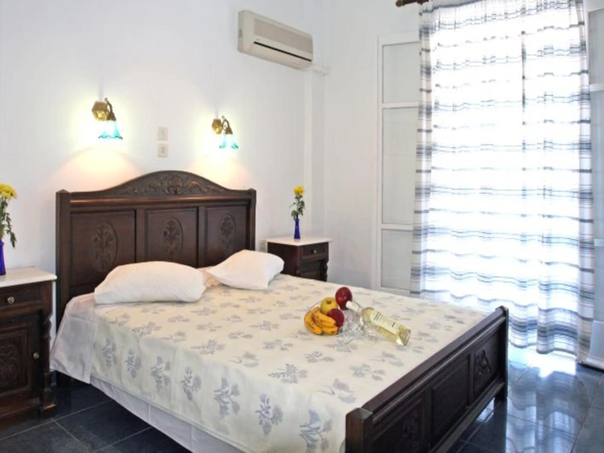 Bed in Erato Apartments