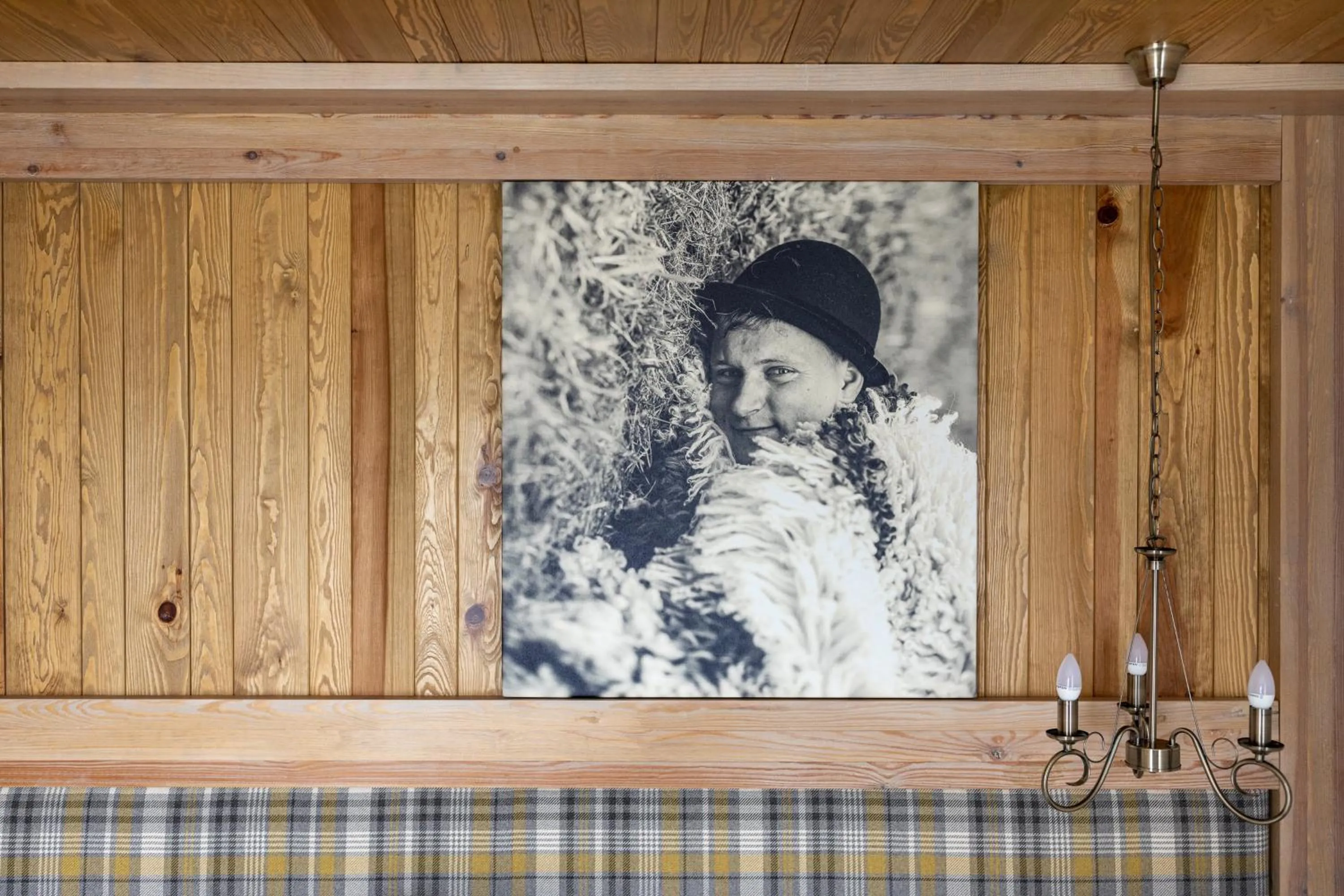 Decorative detail in Zara Chalet