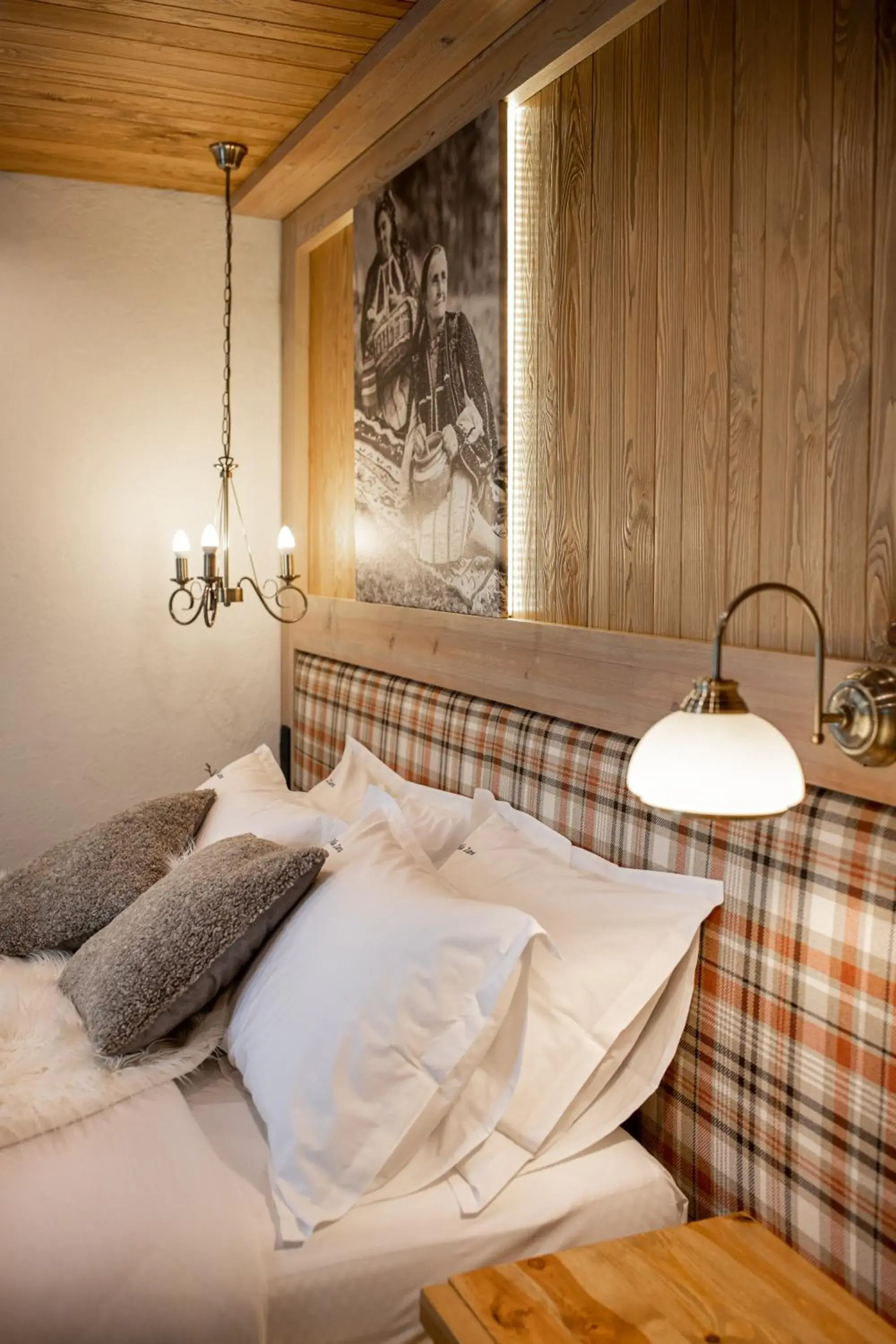 Photo of the whole room, Bed in Zara Chalet Photo of the whole room, Bed in Zara Chalet