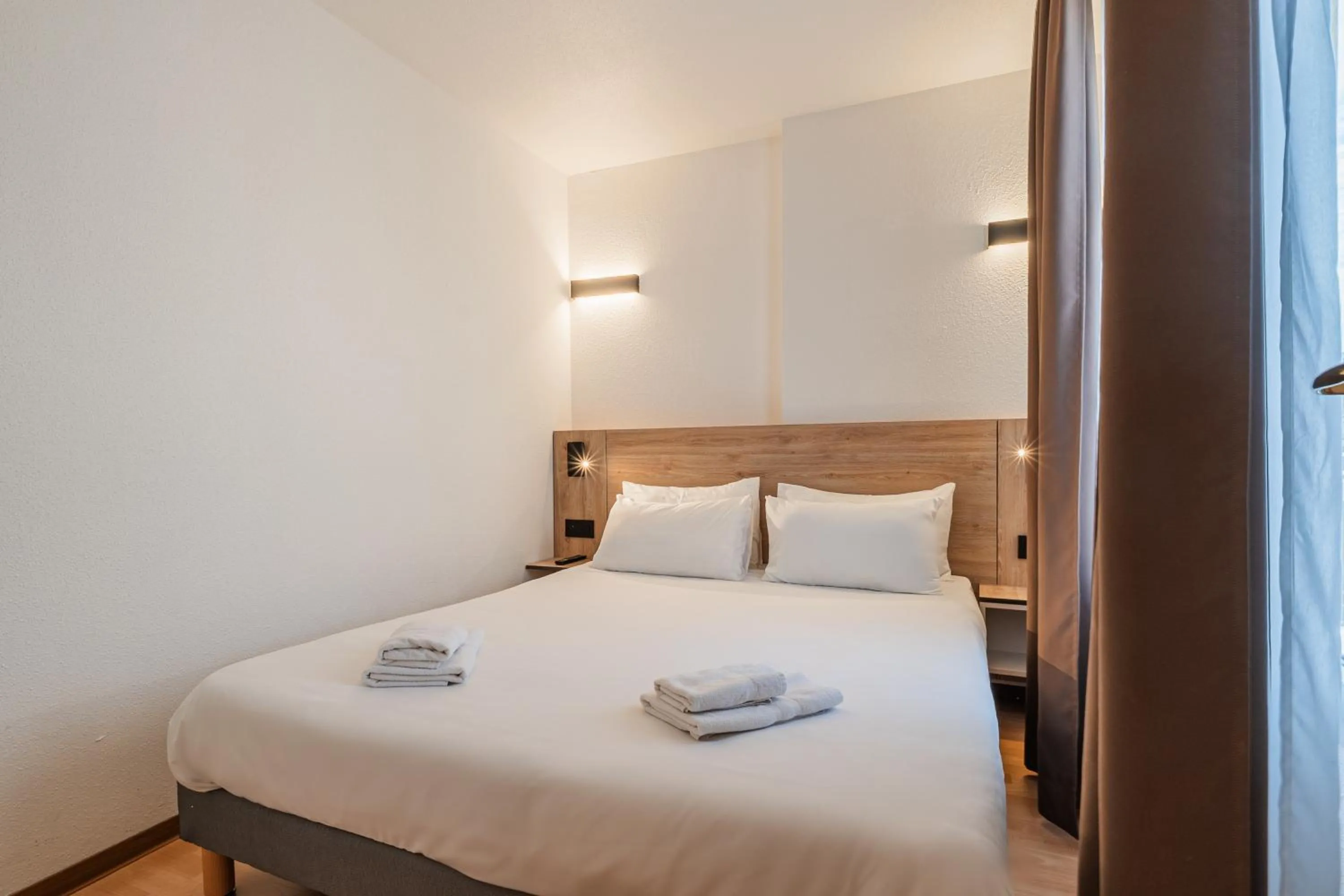 Bed in Residhotel Mulhouse Centre