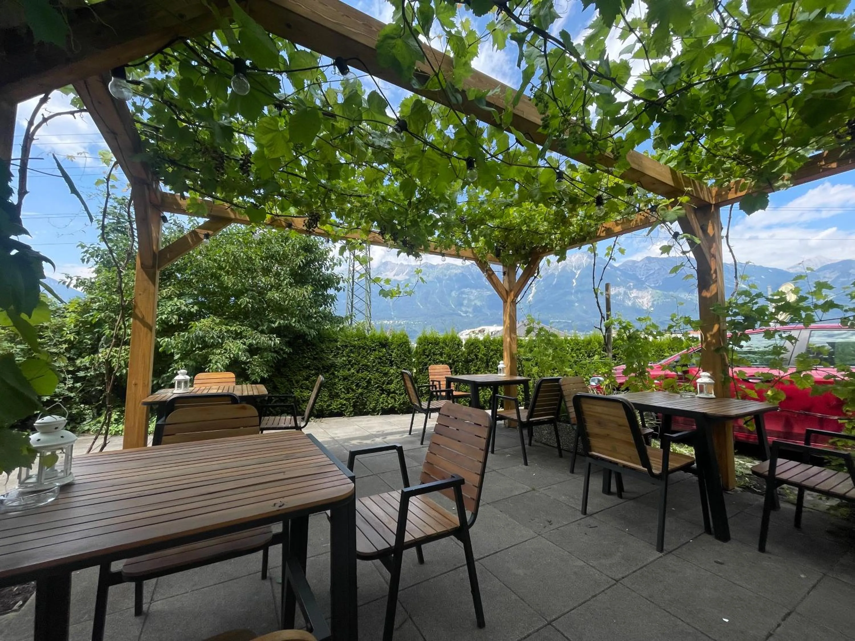 Patio in Hostel Marmota