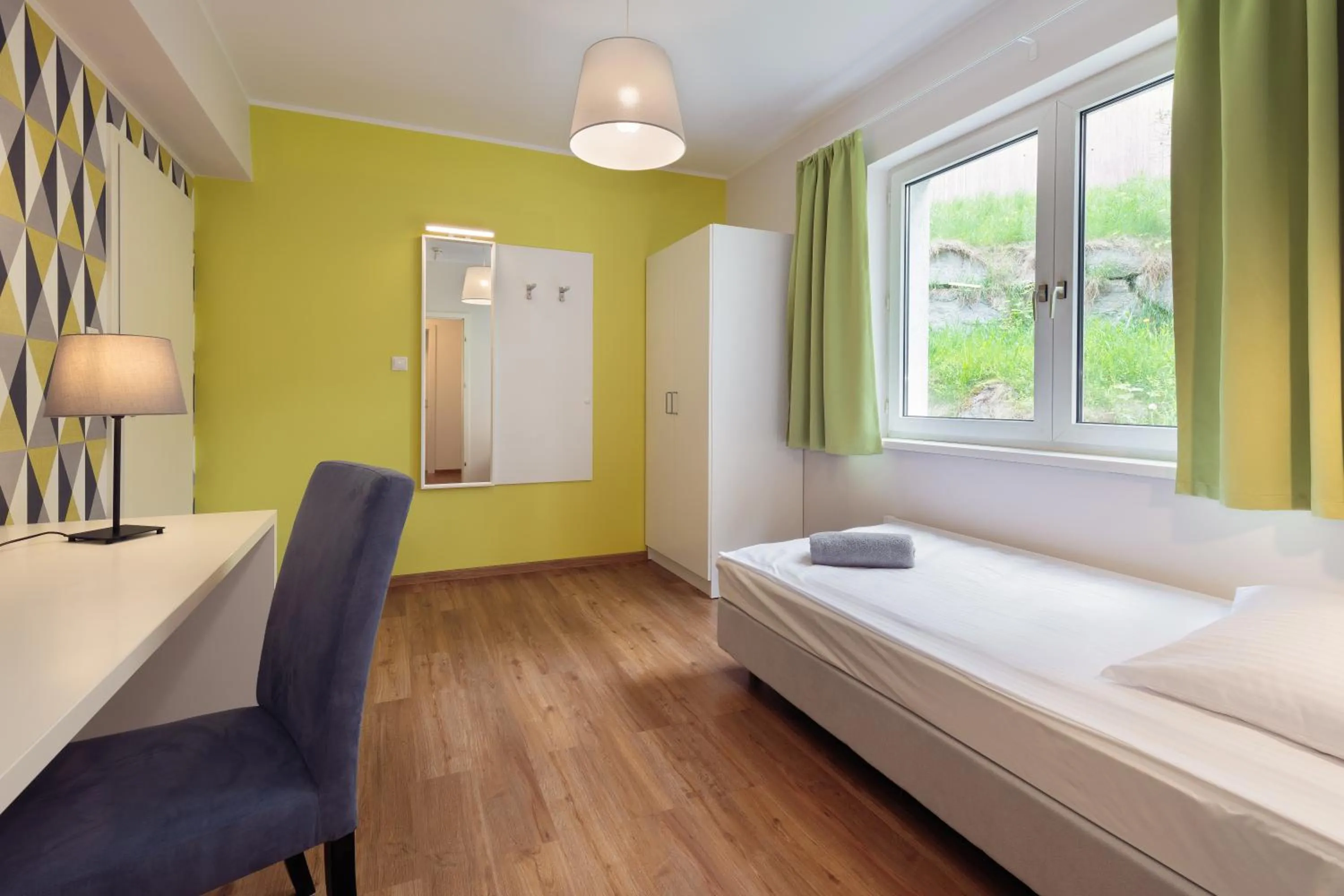 Bed in Hostel Marmota