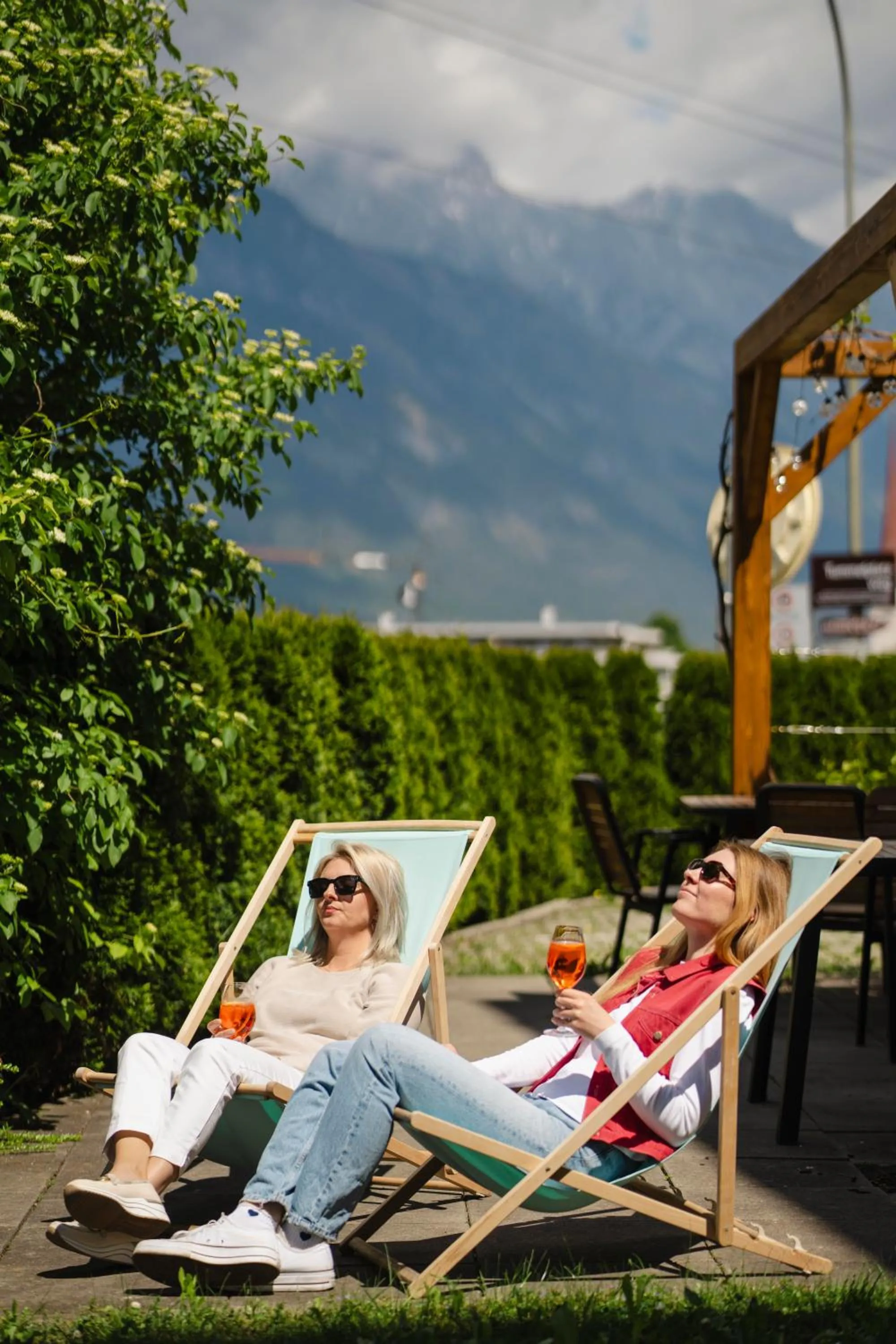 Balcony/Terrace in Hostel Marmota