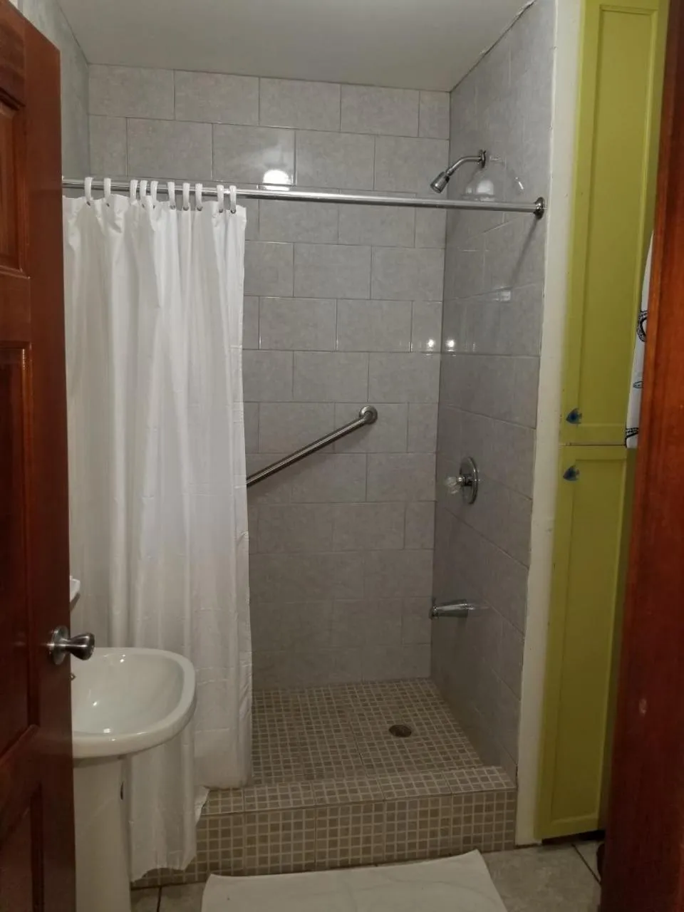 Bathroom in River Bend Resort Bze