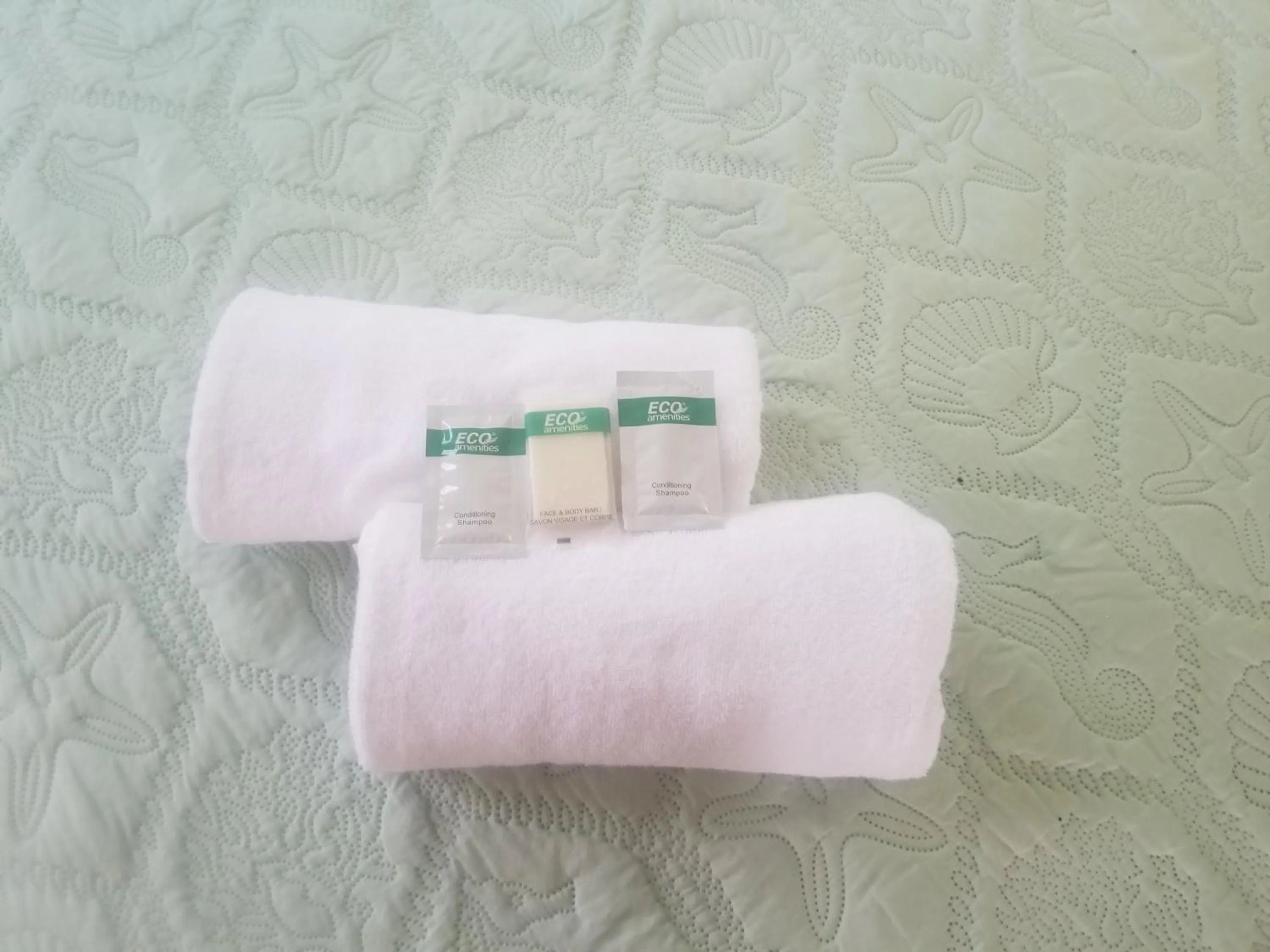 Decorative detail in River Bend Resort Bze