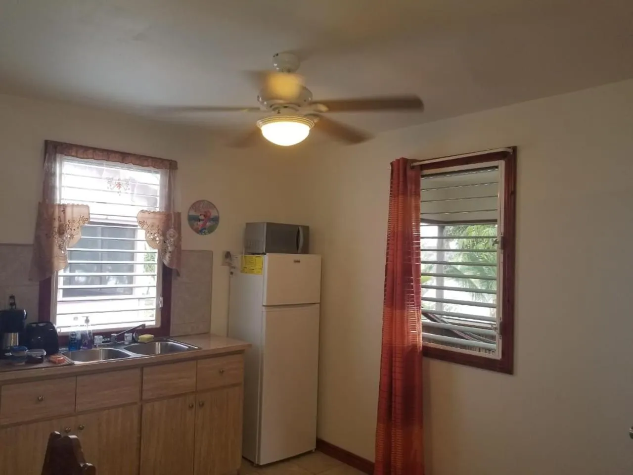 Kitchen or kitchenette in River Bend Resort Bze