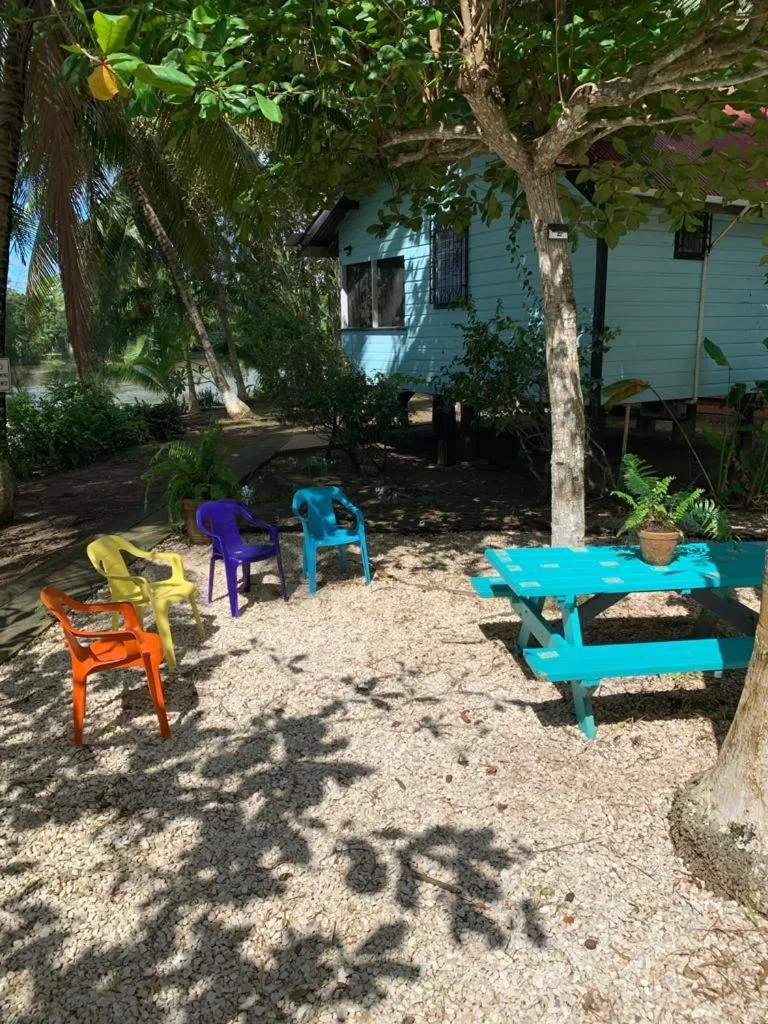 Facade/entrance in River Bend Resort Bze