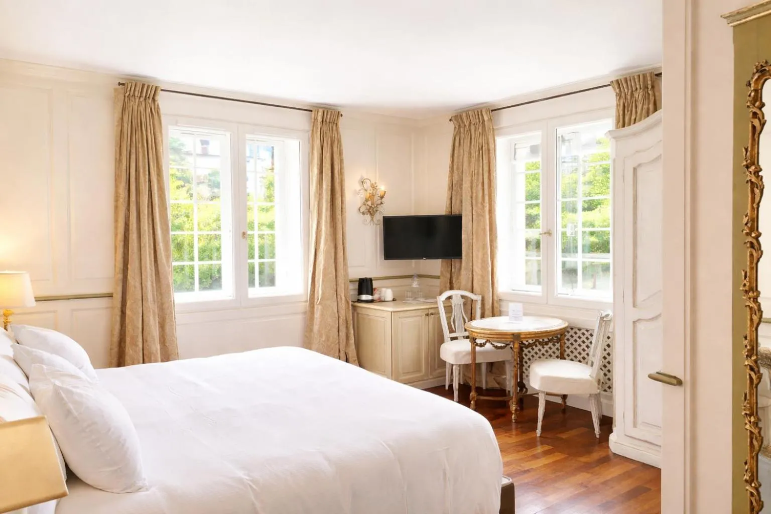 Bedroom, Bed in Hotel Villa Catarie