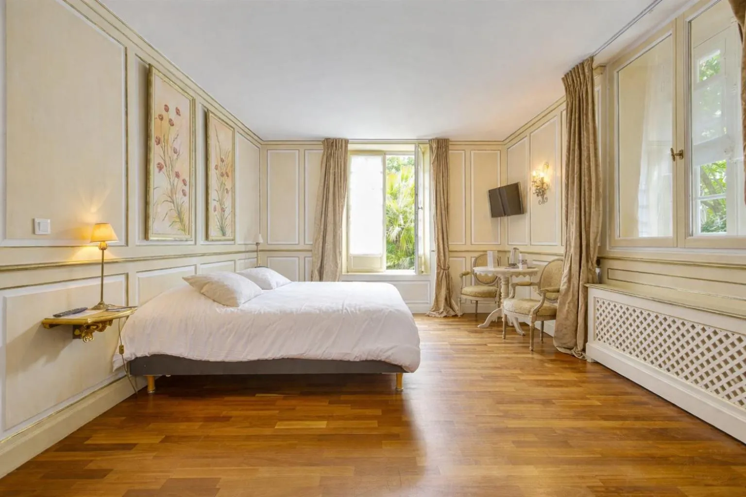 Bedroom, Bed in Hotel Villa Catarie