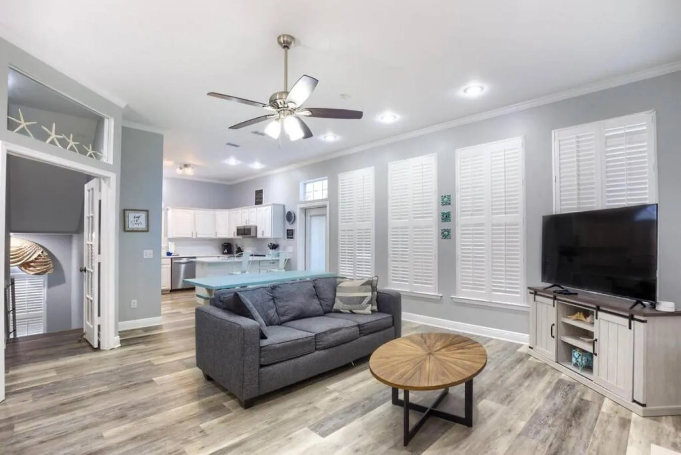 Communal lounge/ TV room in Casa Palmera