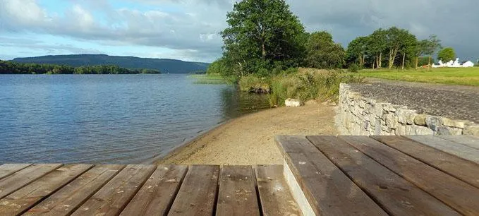 Natural landscape in Platinum Lakeside Lodge at Mullans Bay