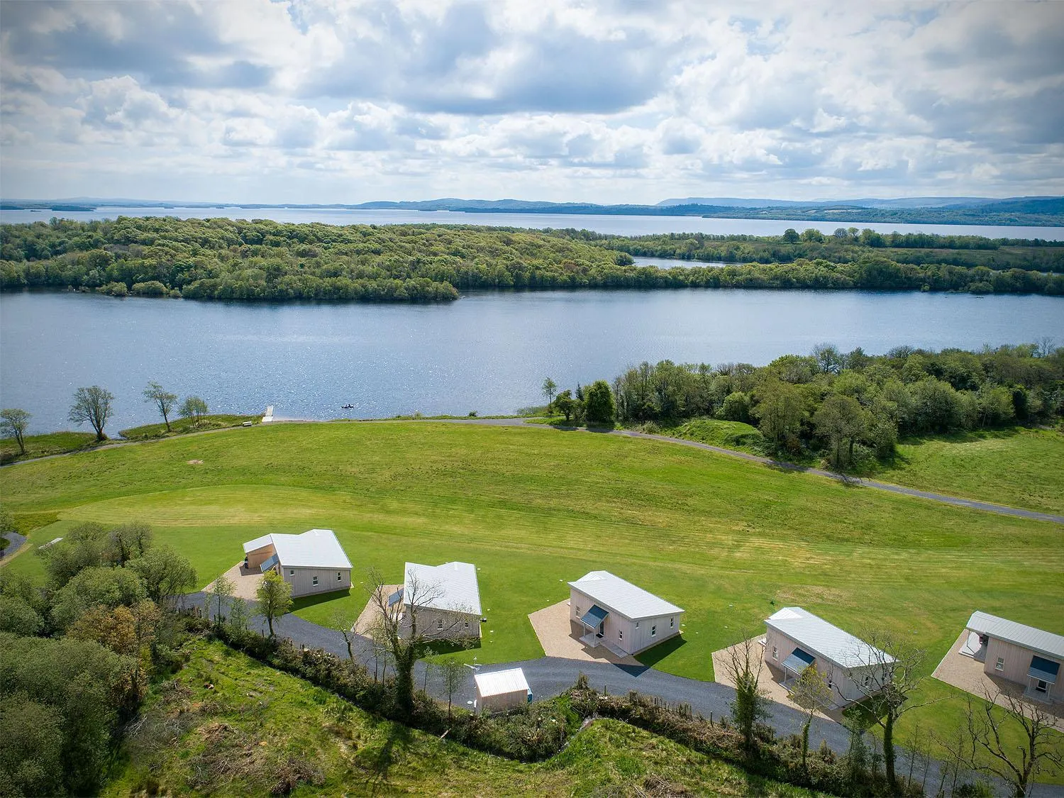 Platinum Lakeside Lodge at Mullans Bay