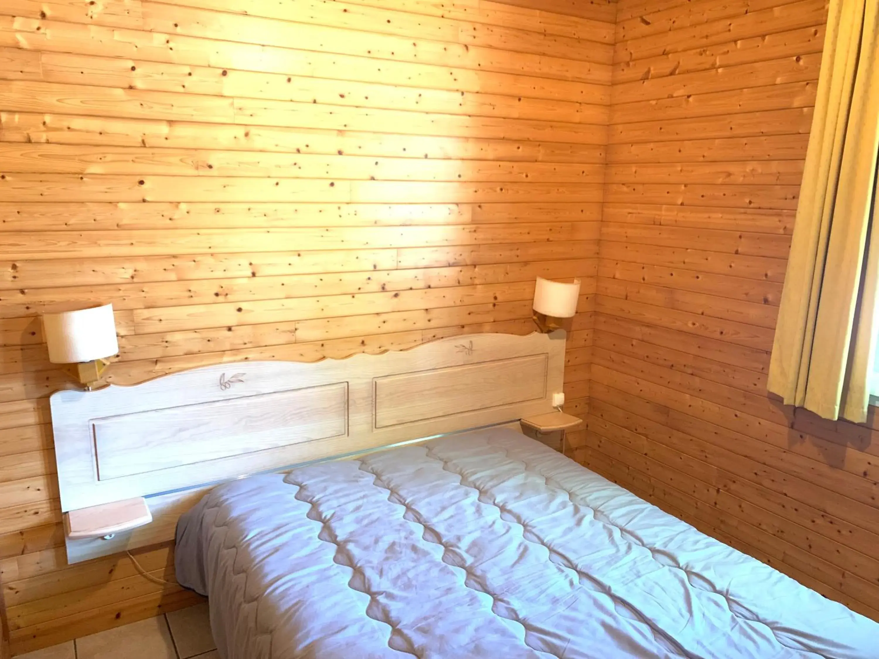 Bed in Terres de France - Natura Resort Pescalis Bed in Terres de France - Natura Resort Pescalis