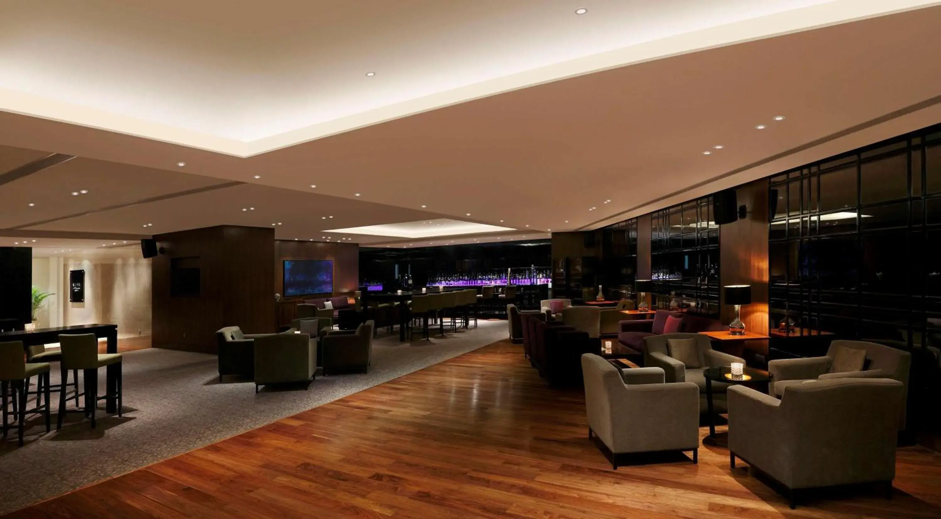 Lounge or bar in Hilton Bangalore Embassy GolfLinks Lounge or bar in Hilton Bangalore Embassy GolfLinks