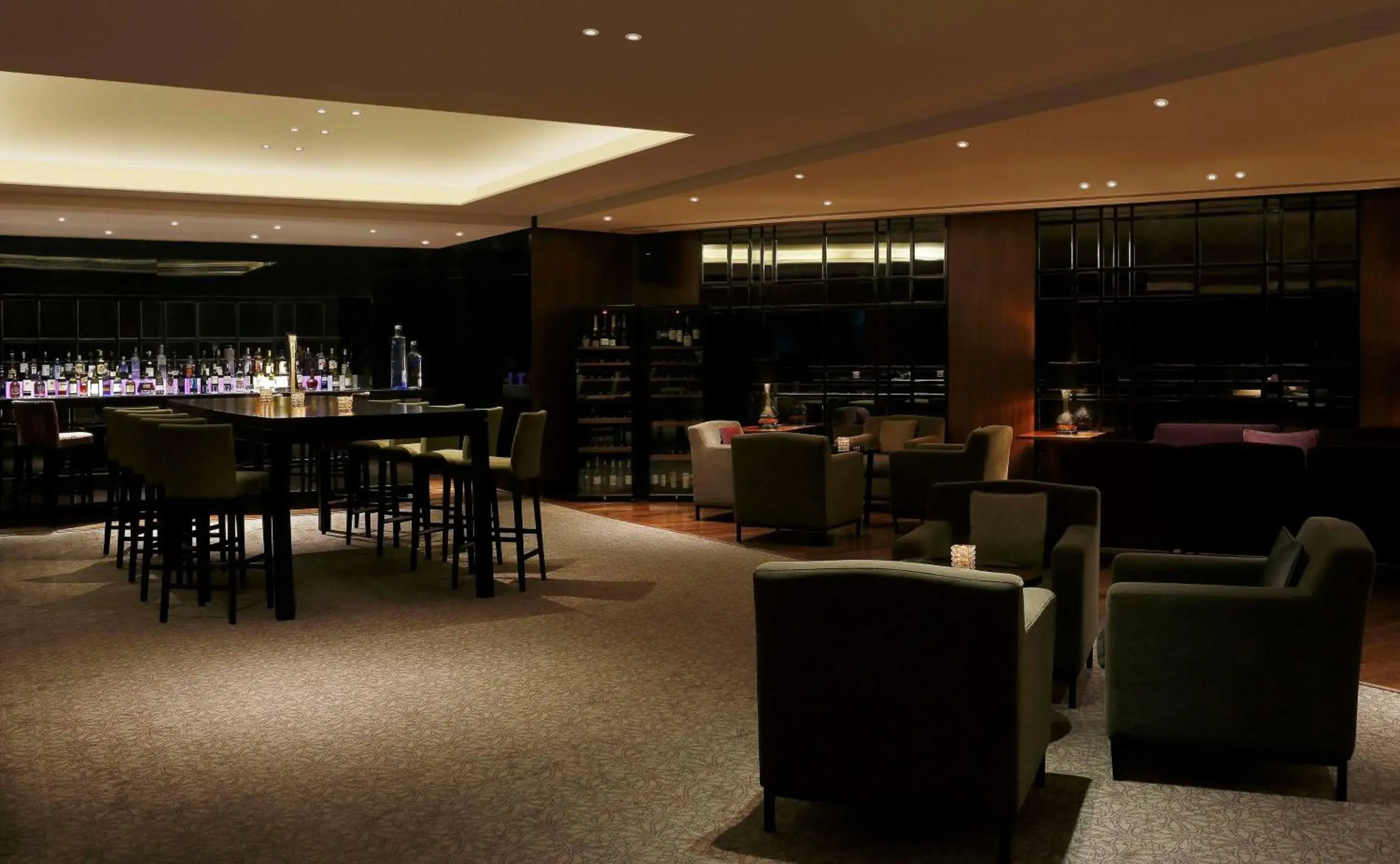 Lounge or bar in Hilton Bangalore Embassy GolfLinks Lounge or bar in Hilton Bangalore Embassy GolfLinks