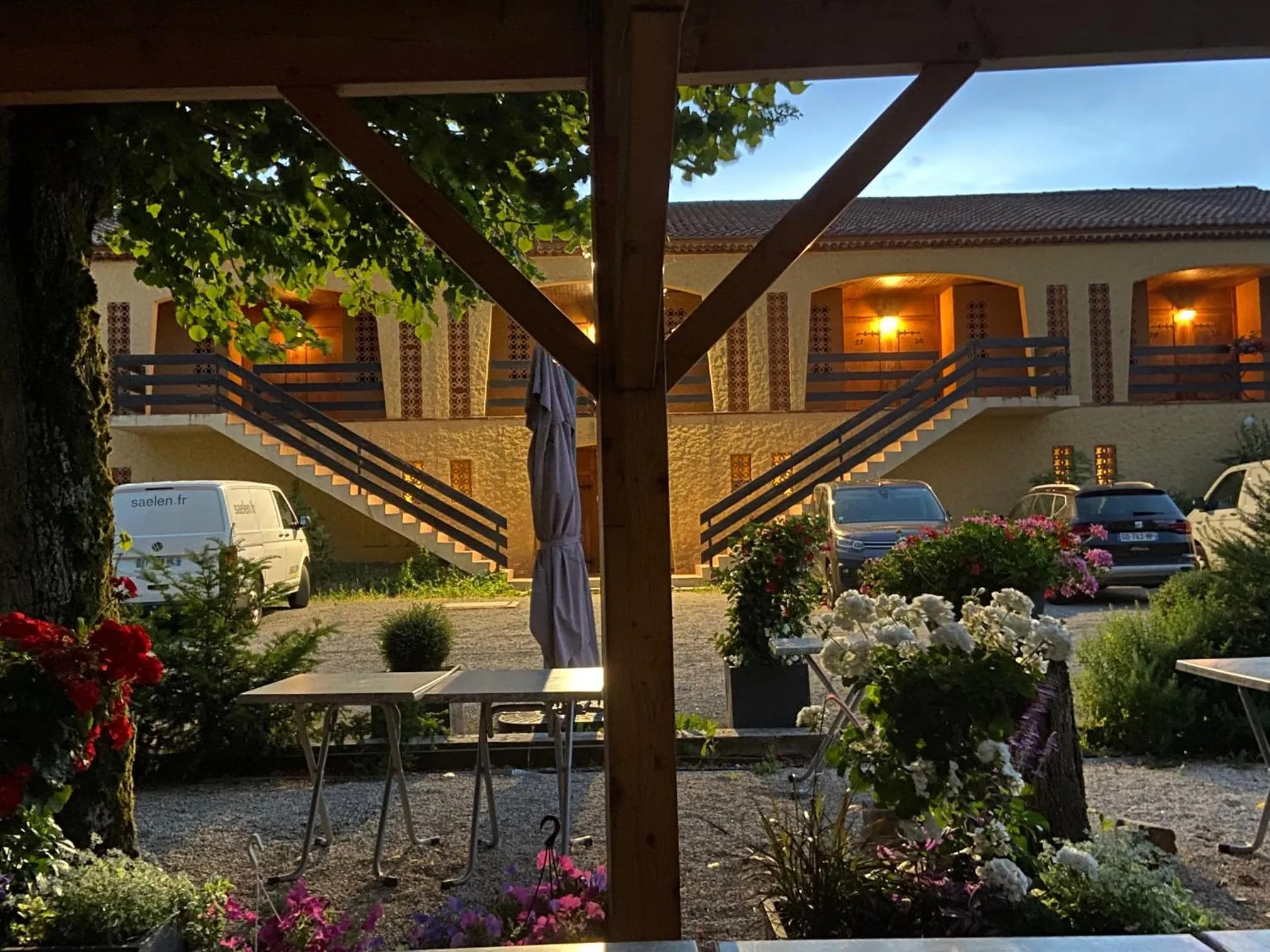 Property building in Logis L'Auberge du Gros