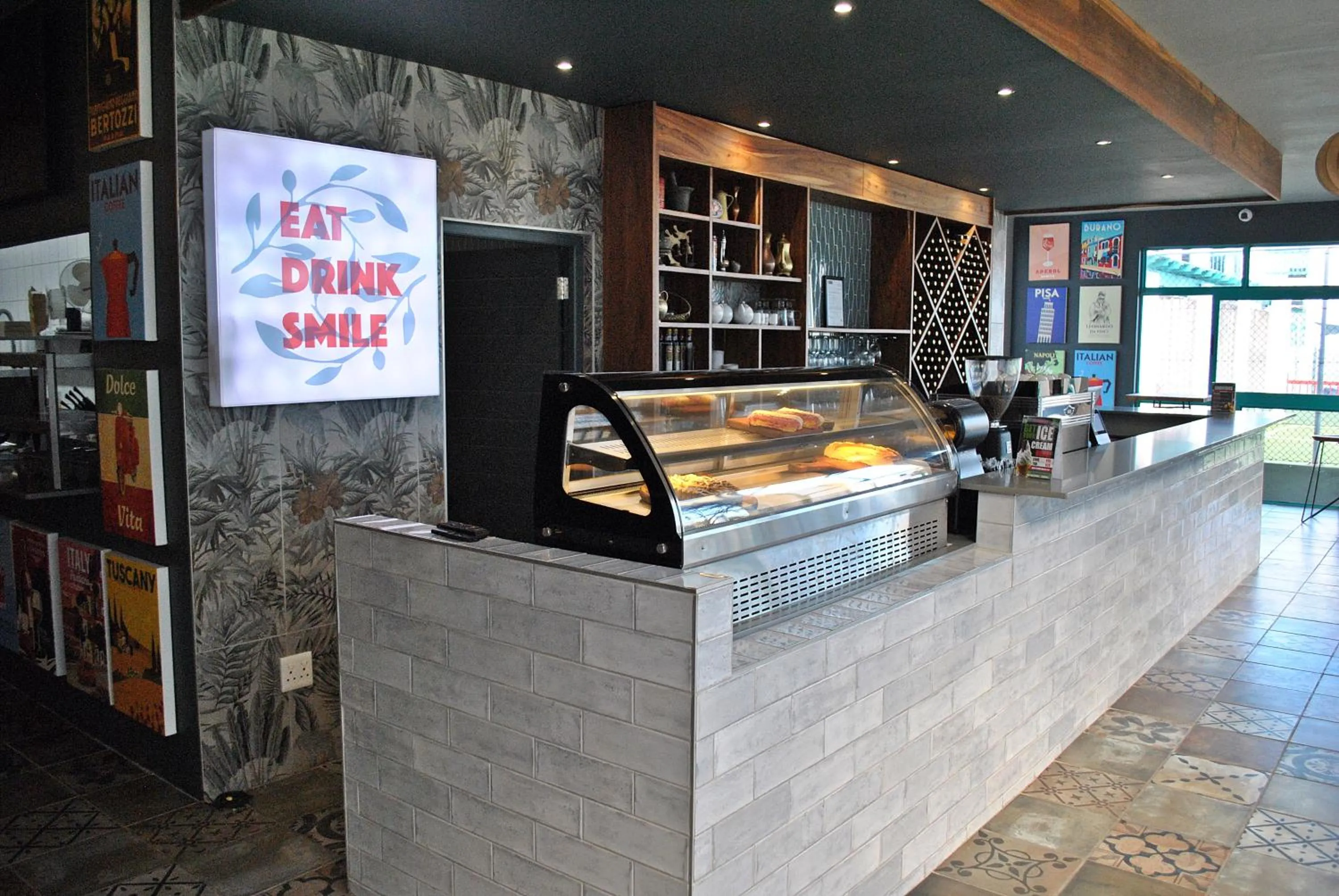 Restaurant/places to eat in Club Mykonos Langebaan